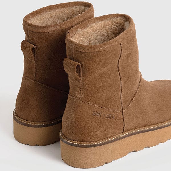 Classic Pull-On Style