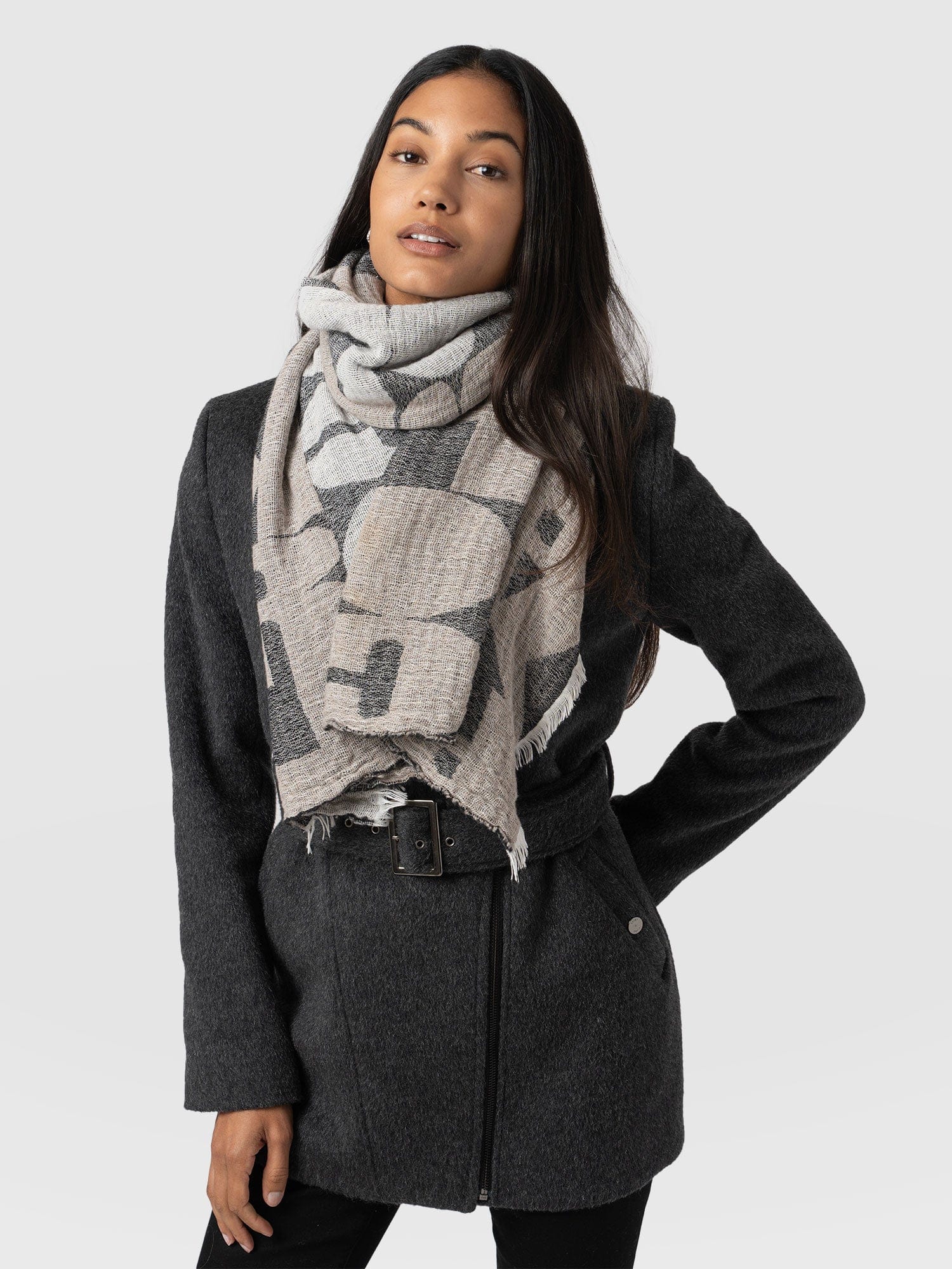 Abstract Rock Scarf Black/Cream - Women's Scarves | Saint + Sofia® UK