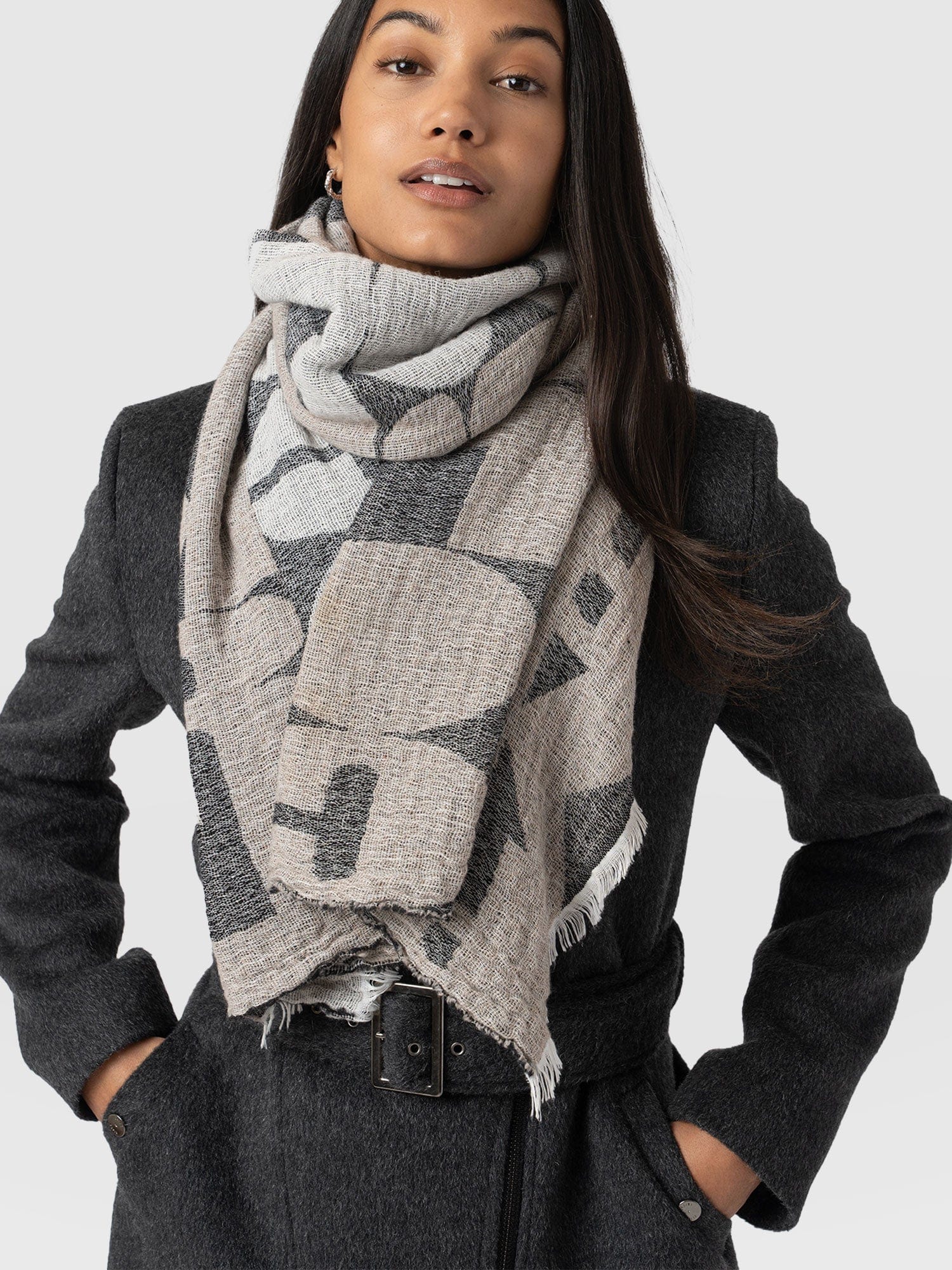 Abstract Rock Scarf Black/Cream - Women's Scarves | Saint + Sofia® UK