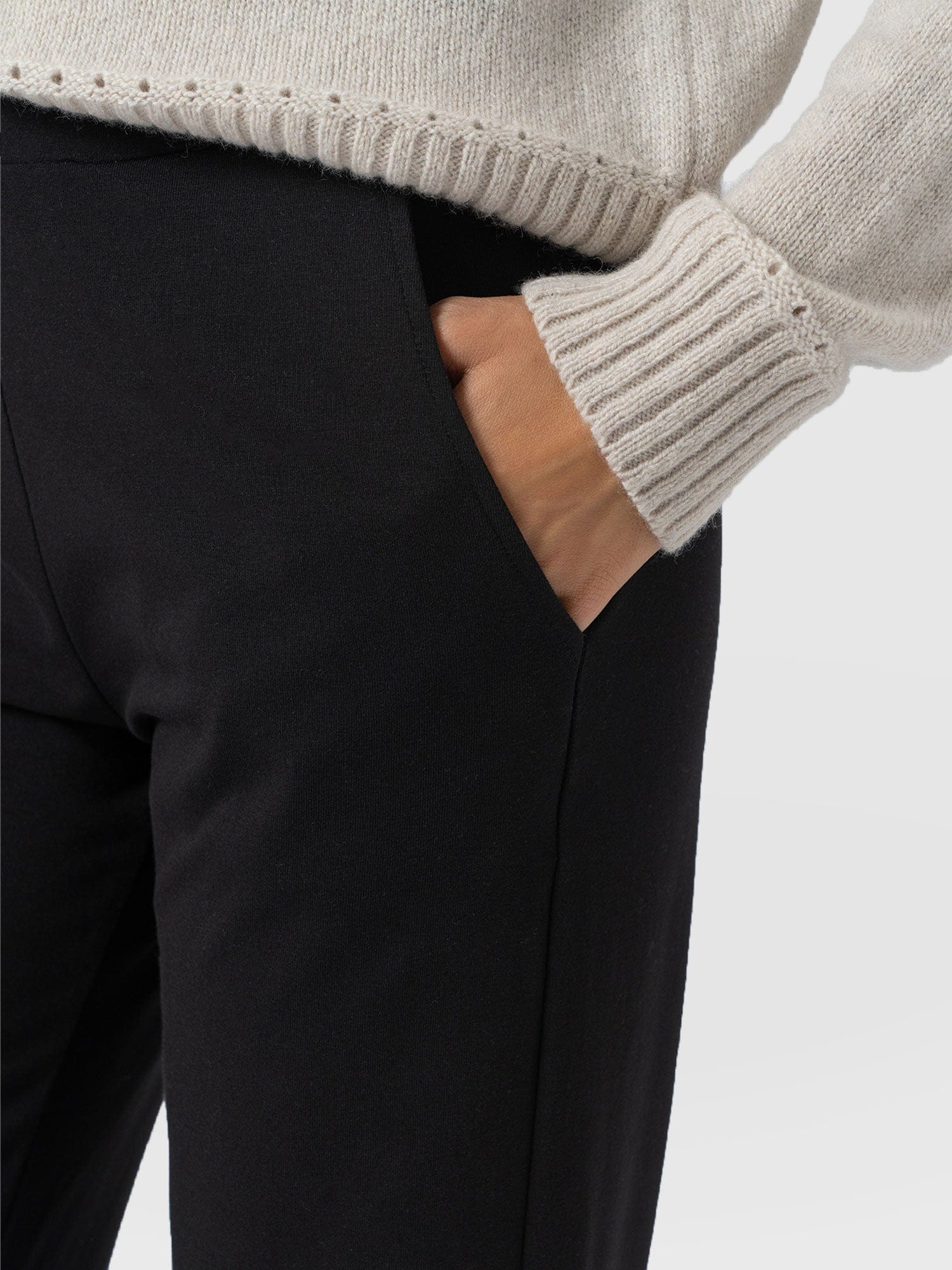 Apartment Pant Black - Women's Trousers | Saint + Sofia® UK