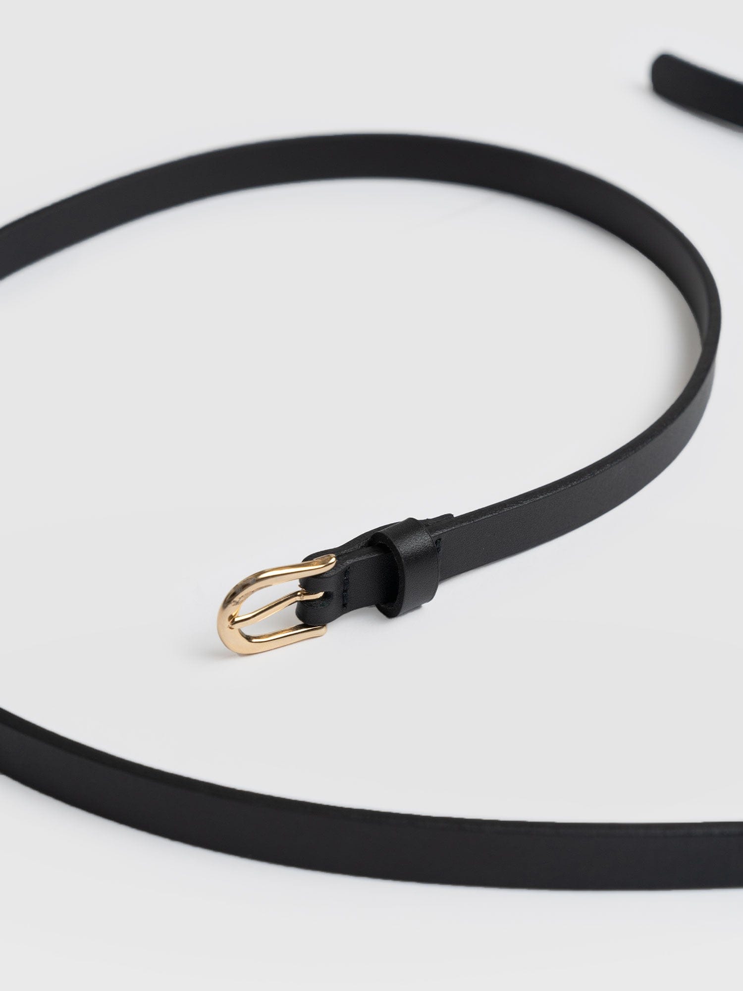 Axel Double Skinny Belt Black - Leather Belts | Saint + Sofia® UK