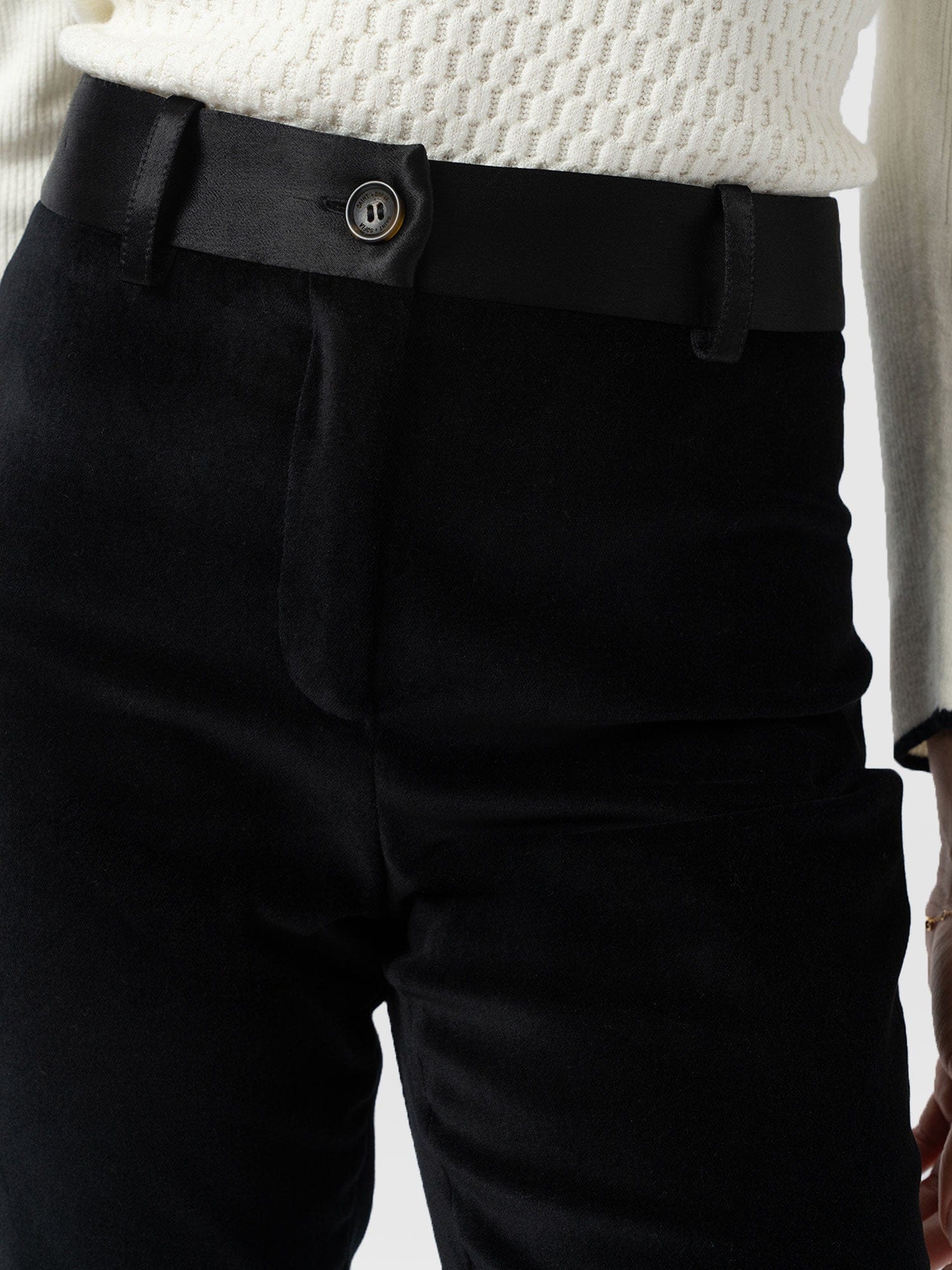 Axel Flared Pant - Black Velvet