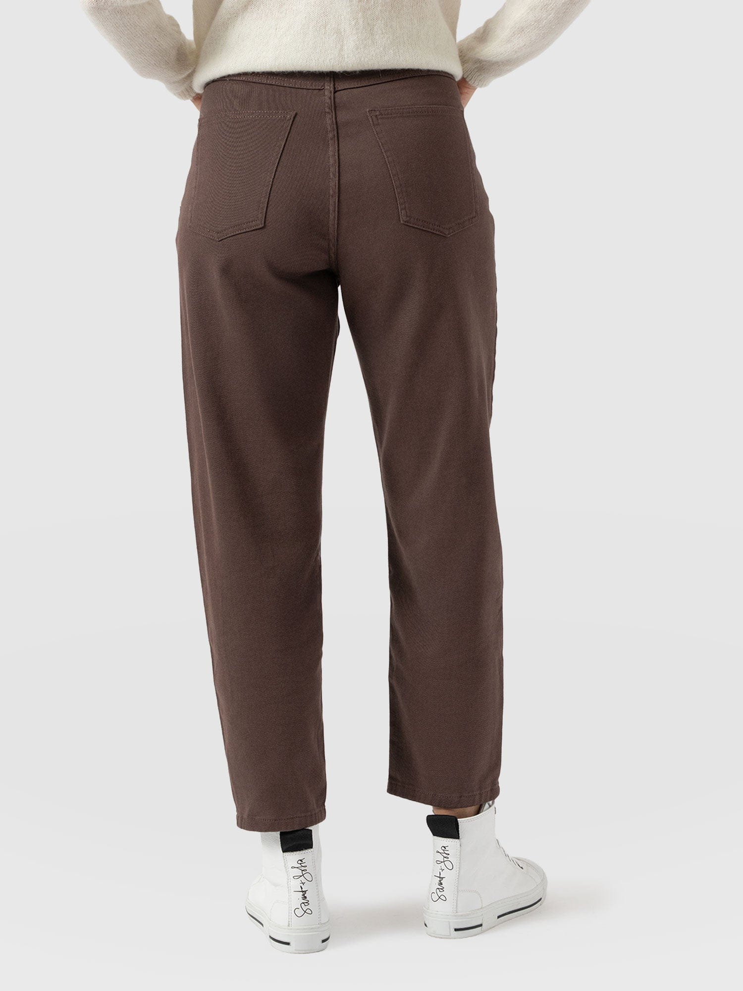 Barrel Leg Jean - Brown