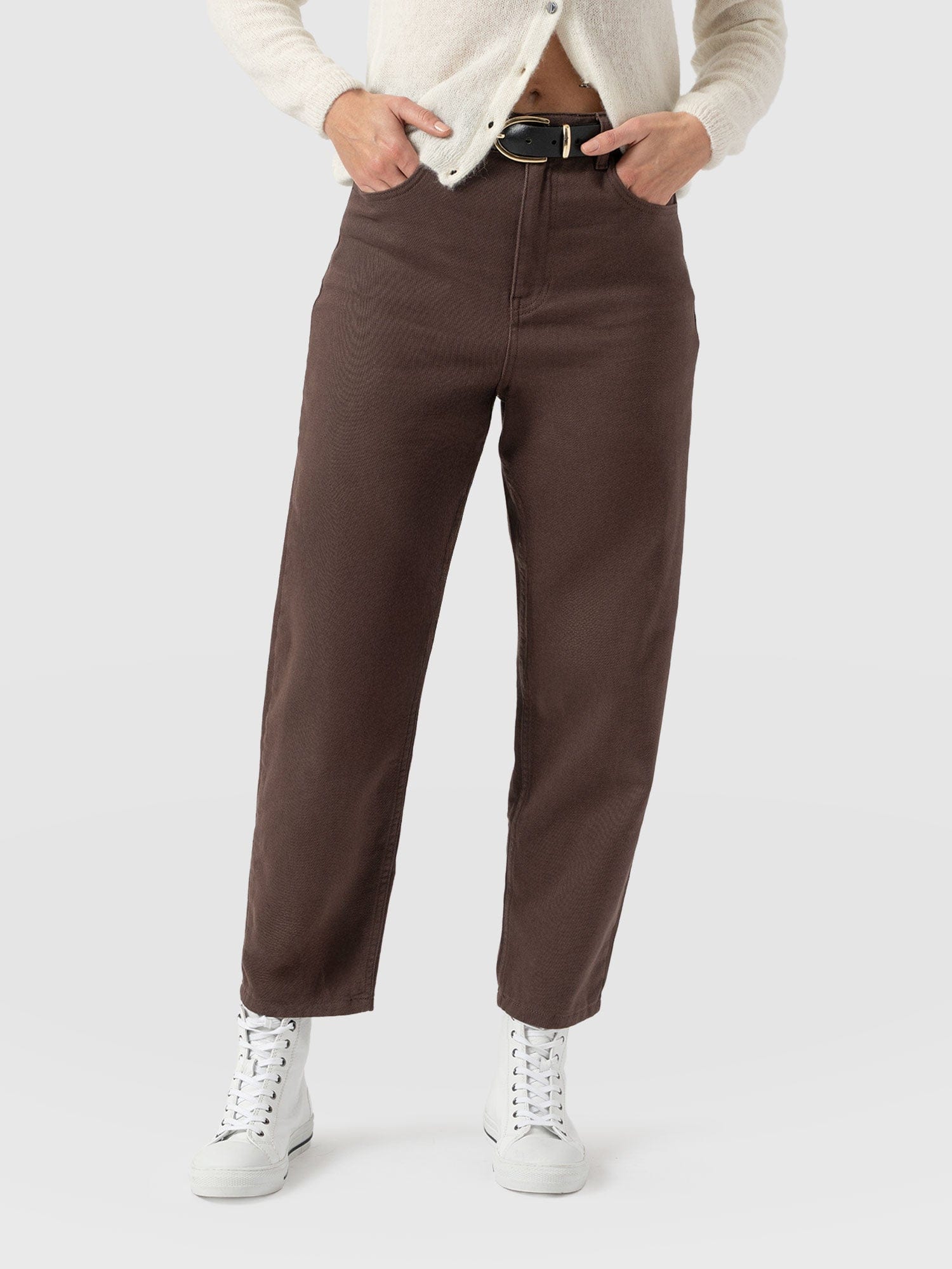 Barrel Leg Jean - Brown