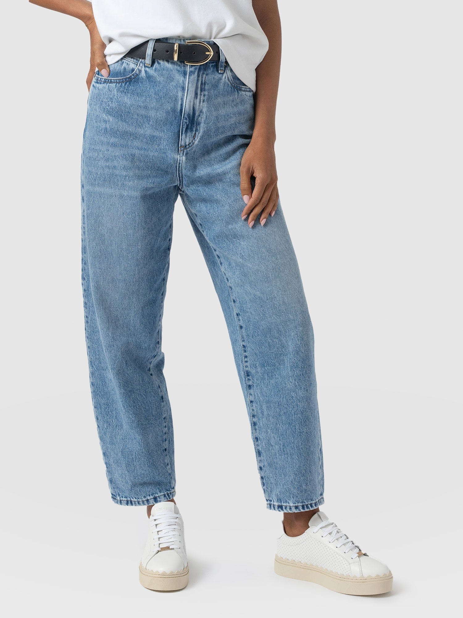 Barrel Leg Jean - Mid Blue - Women's Denims | Saint + Sofia® UK
