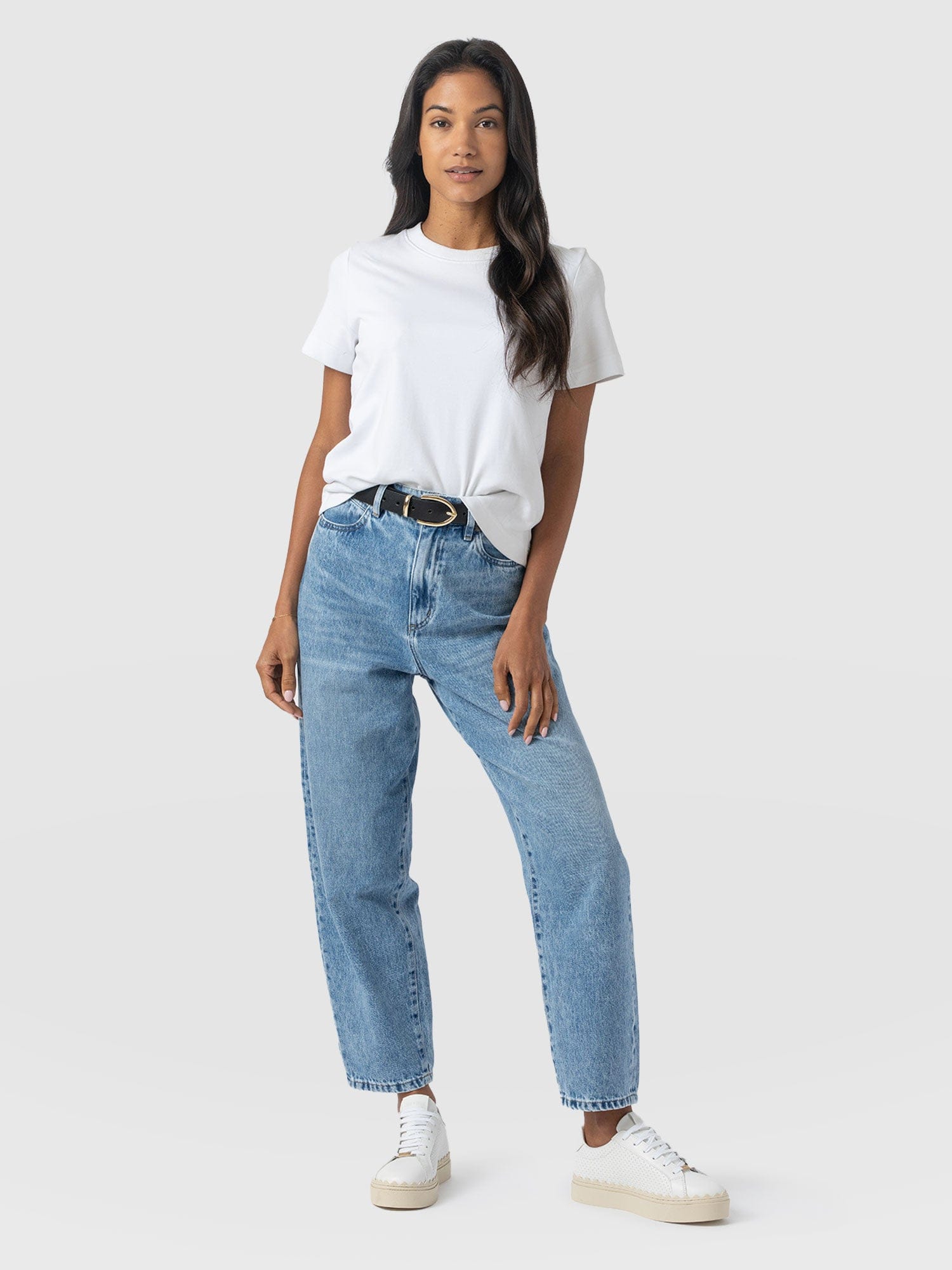Barrel Leg Jean - Mid Blue - Women's Denims | Saint + Sofia® UK