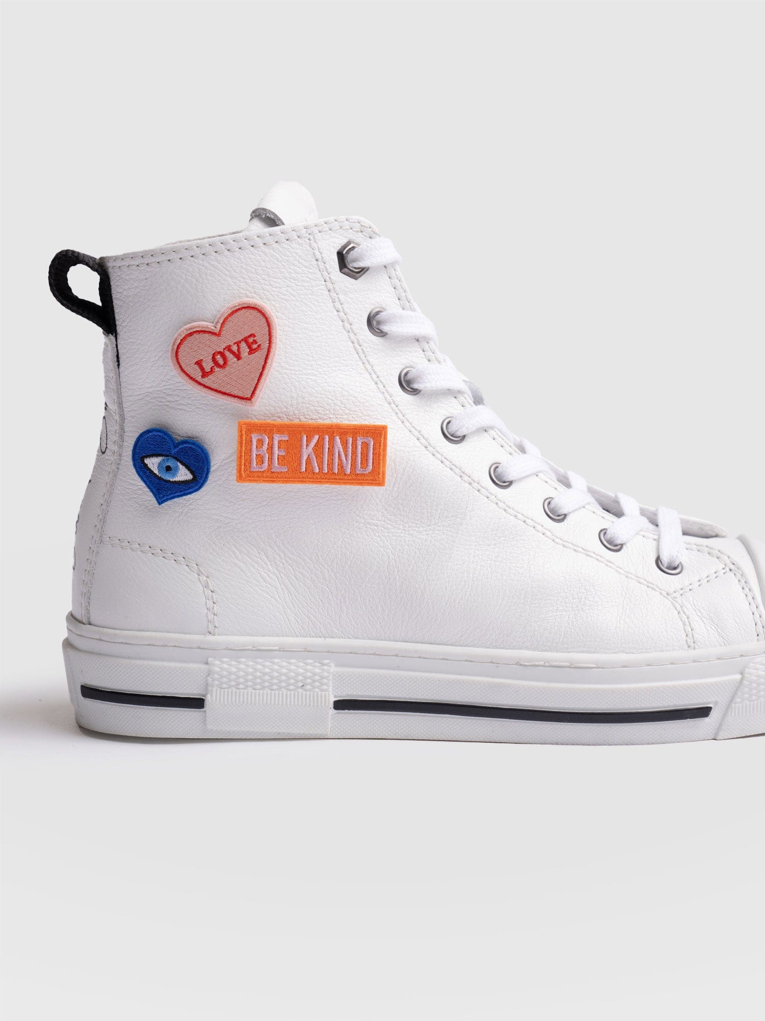 Be Kind Sticker Badge - Orange