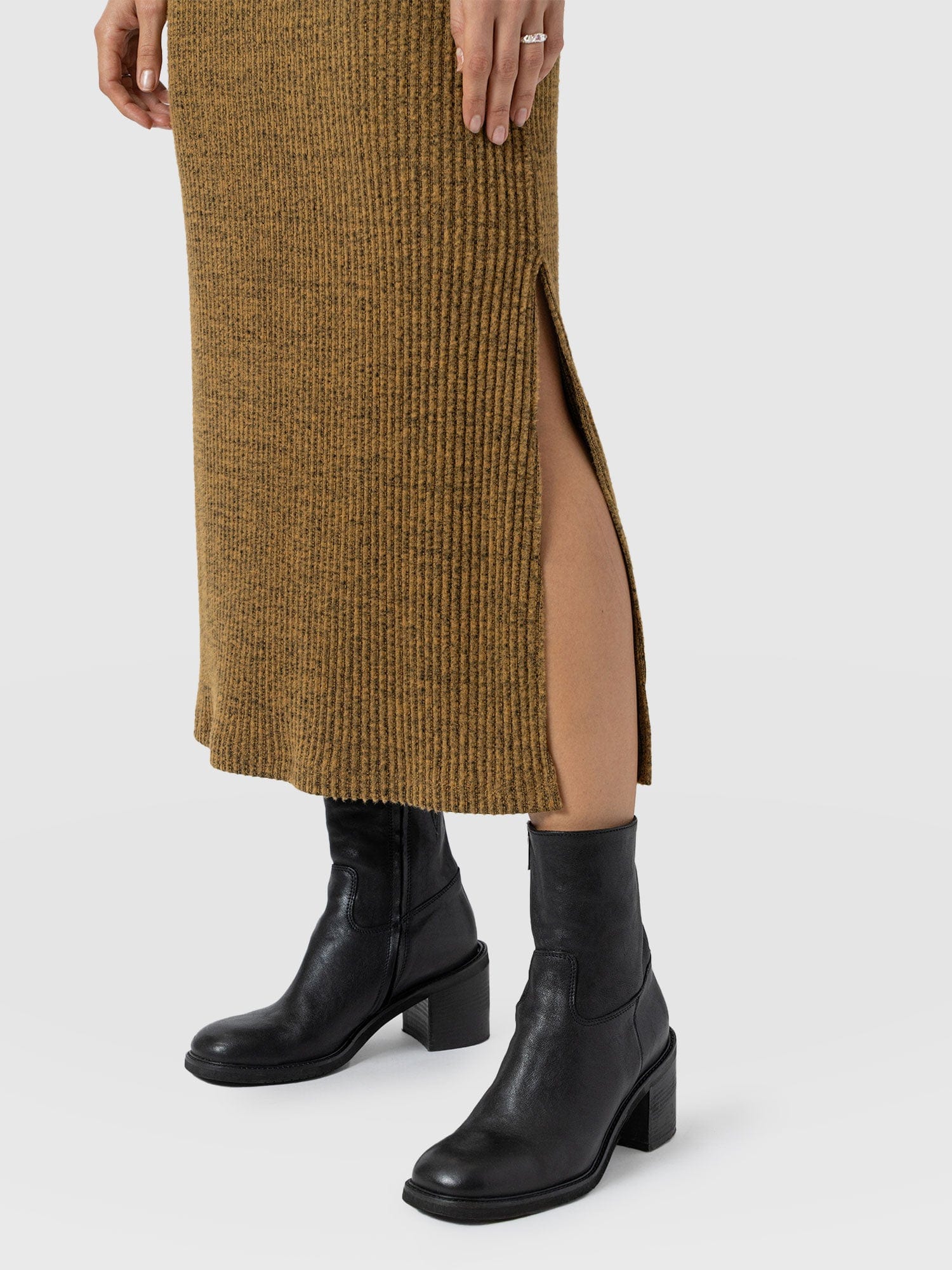 Callie Fluted Midi Dress - Mustard Melange - Women's Dresses | Saint + Sofia® UK