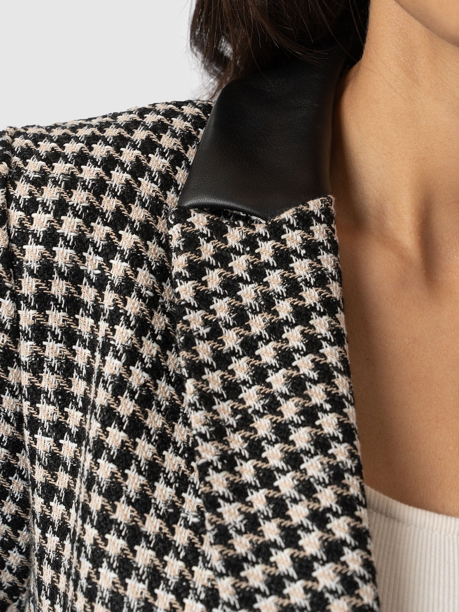 Cambridge Blazer Houndstooth - Women's Blazers | Saint + Sofia® UK