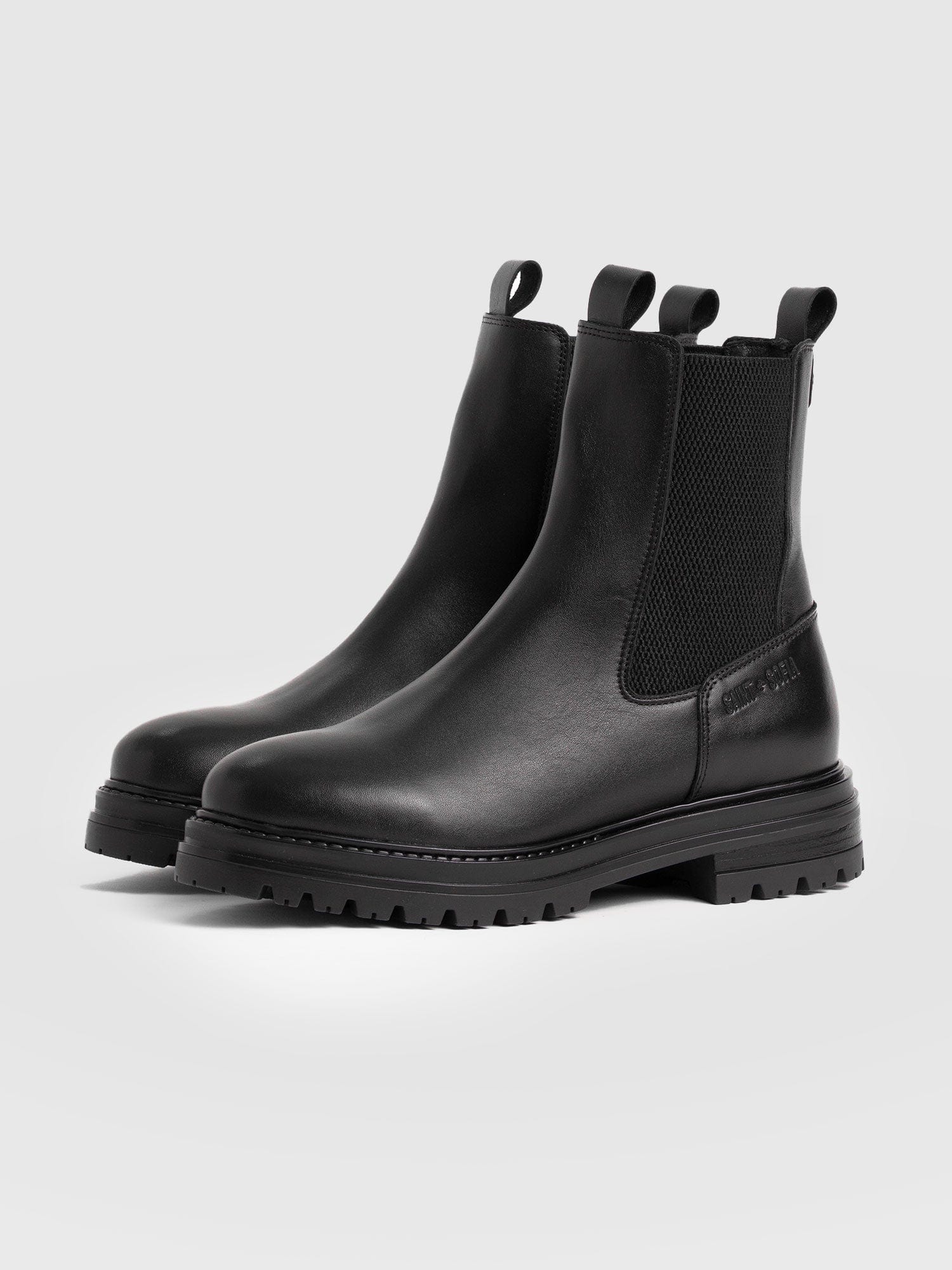 Carnaby Chelsea Boot Black - Women's Leather Boots | Saint + Sofia® UK