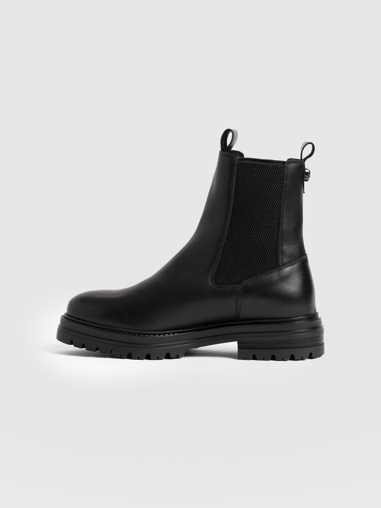 Carnaby Chelsea Boot Black - Women's Leather Boots | Saint + Sofia® UK