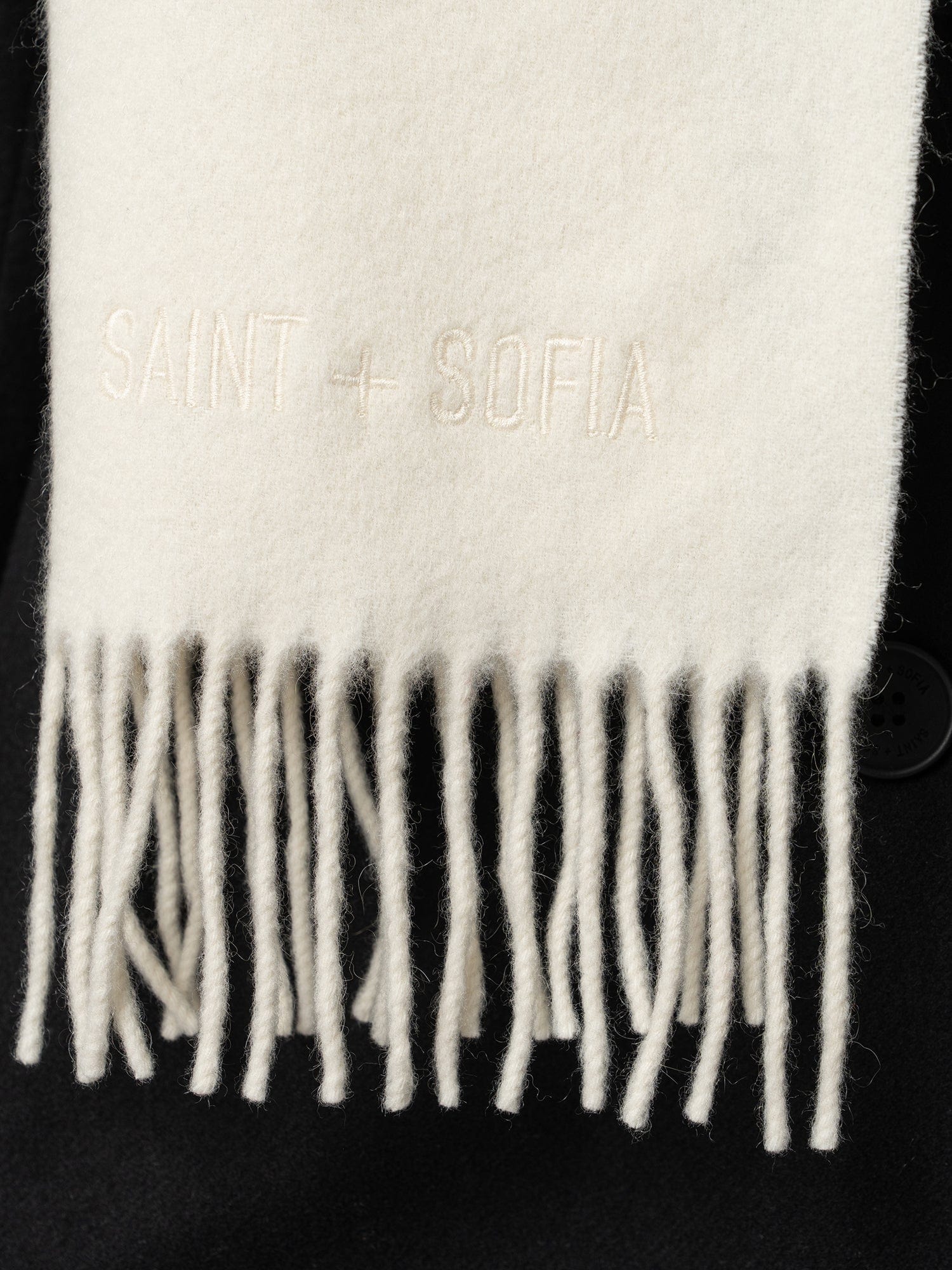 Cashmere Scarf Cream - Women's Scarves | Saint + Sofia® UK
