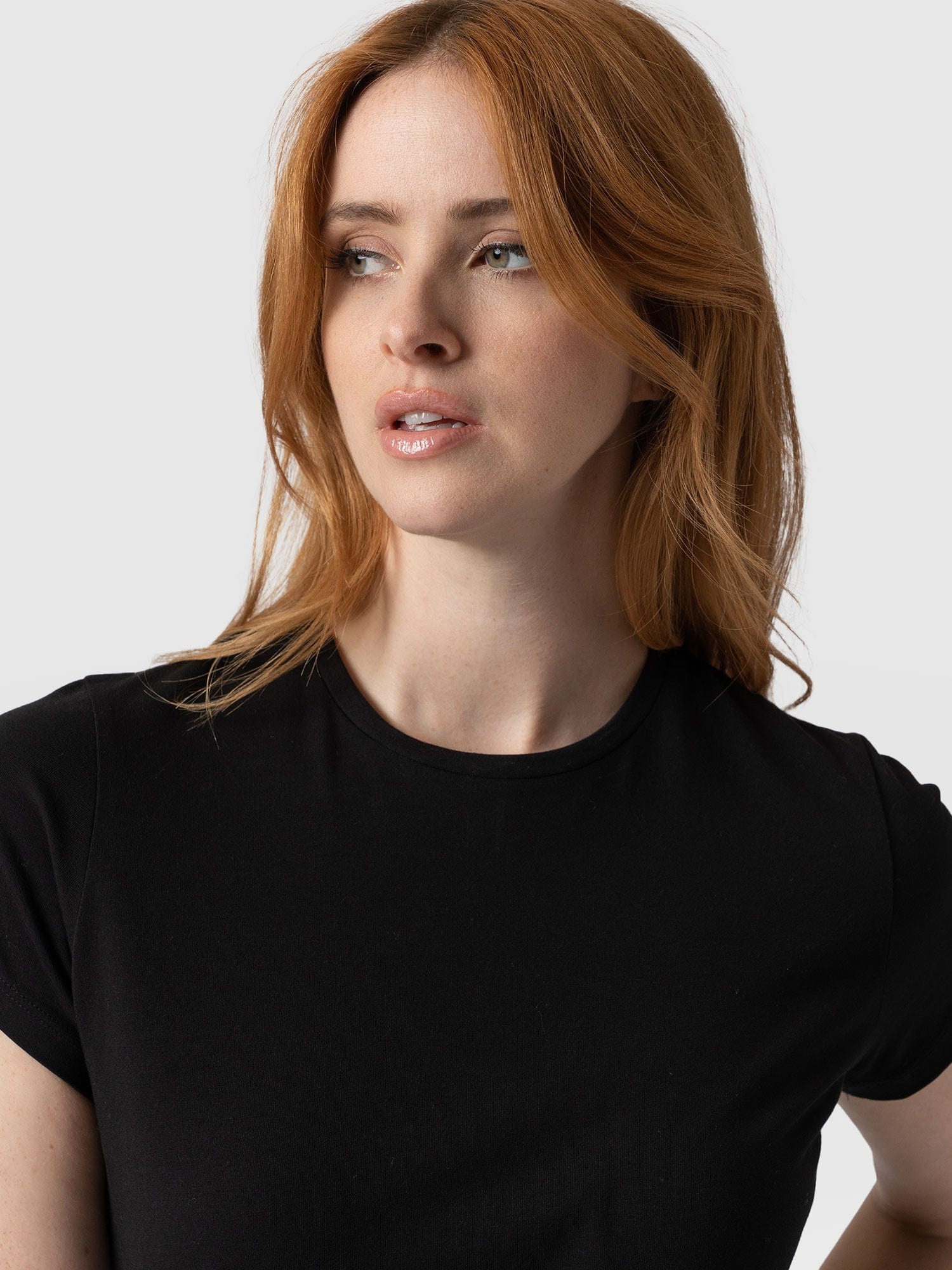 Easy Tee Black - Women's T-Shirts | Saint + Sofia® UK