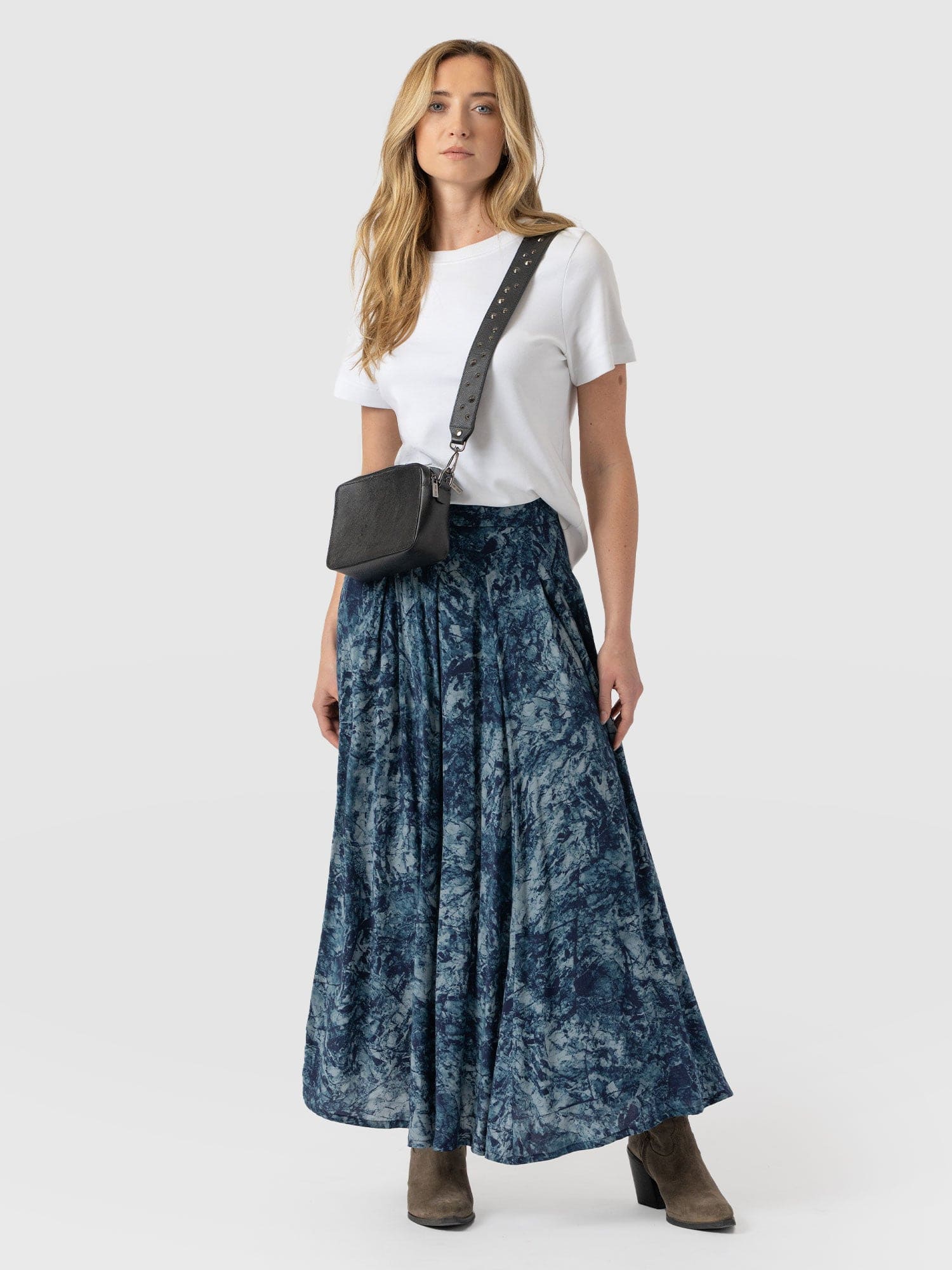 Eliza Pleated Skirt Blue Marble - Women's Skirts | Saint + Sofia® UK