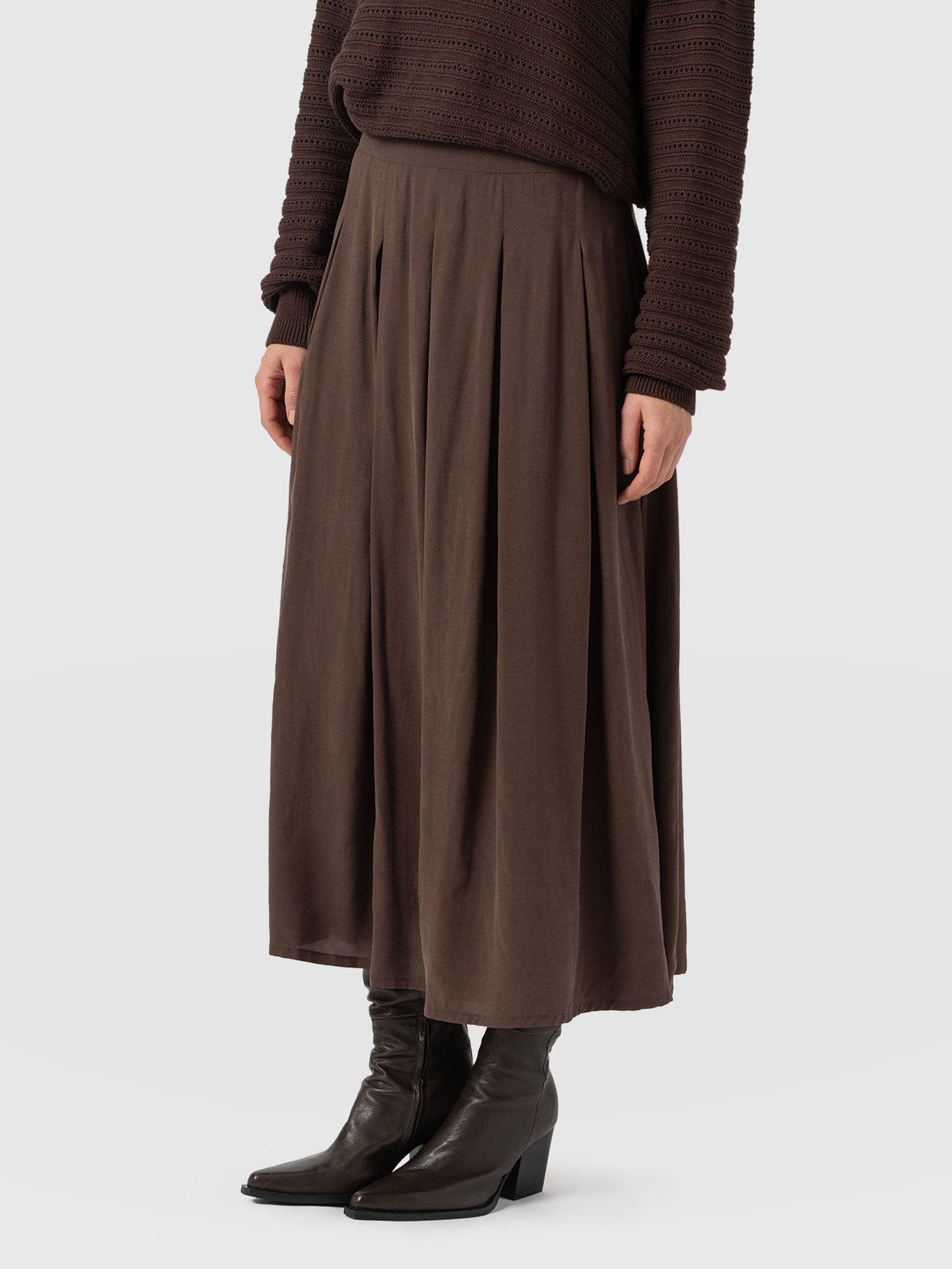 Eliza Pleated Skirt - Brown