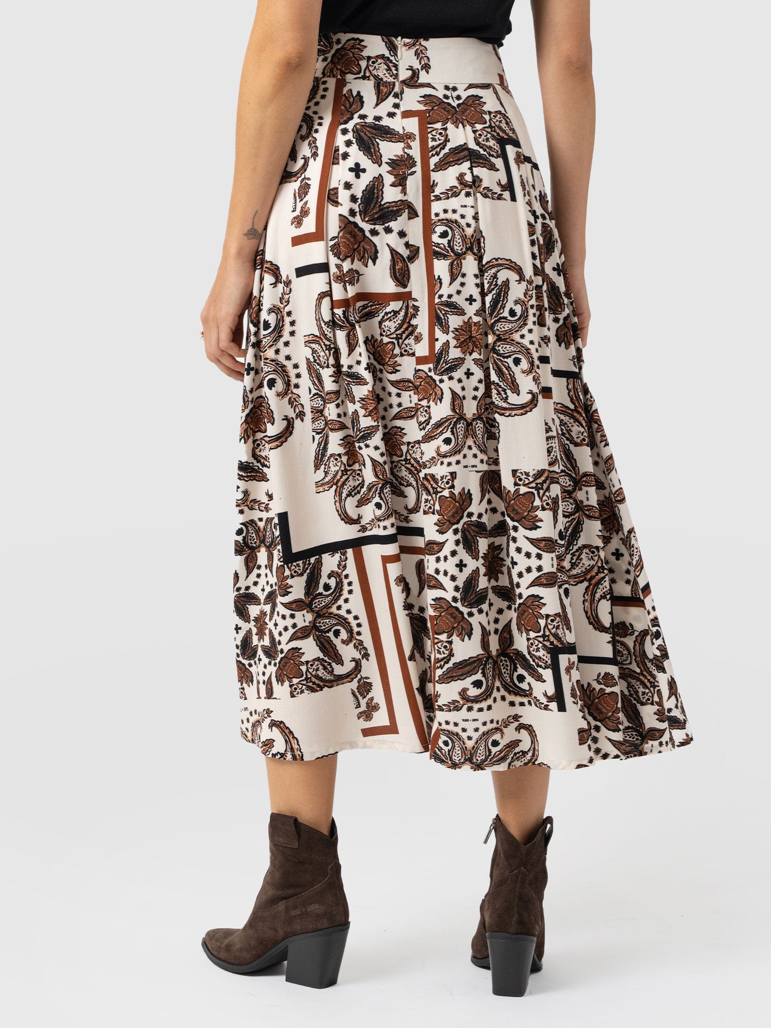 Eliza Pleated Skirt - Cream Paisley - Women's Skirts | Saint + Sofia? UK