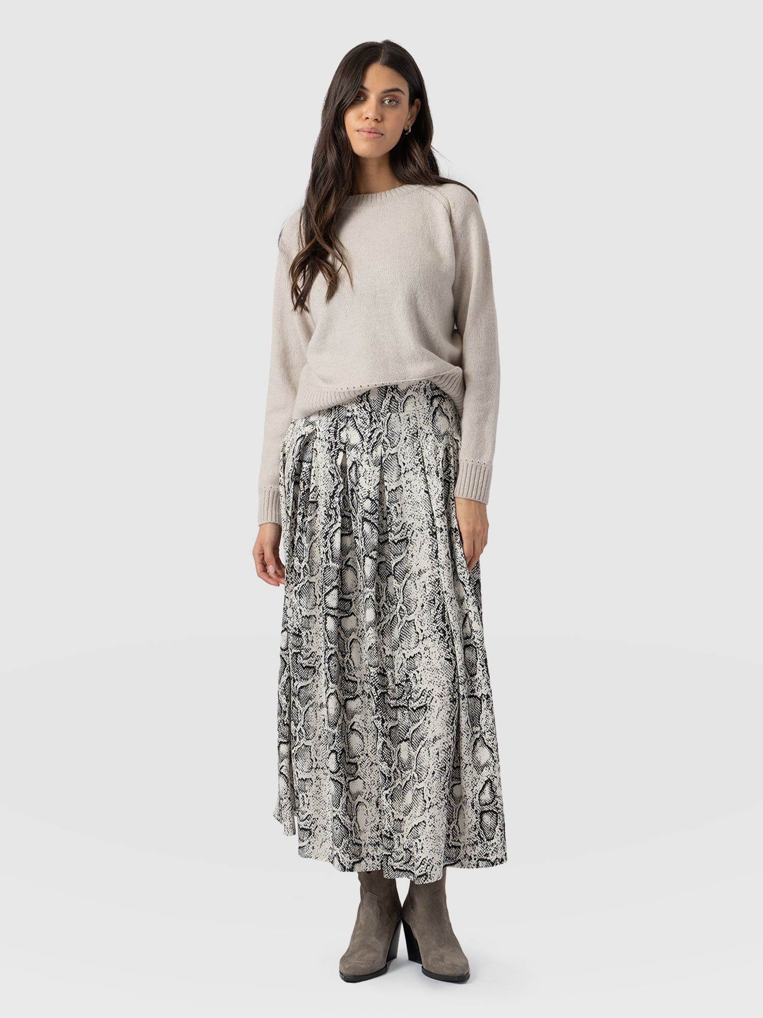 Eliza Pleated Skirt Cream Snake  - Women's Skirts | Saint + Sofia® UK