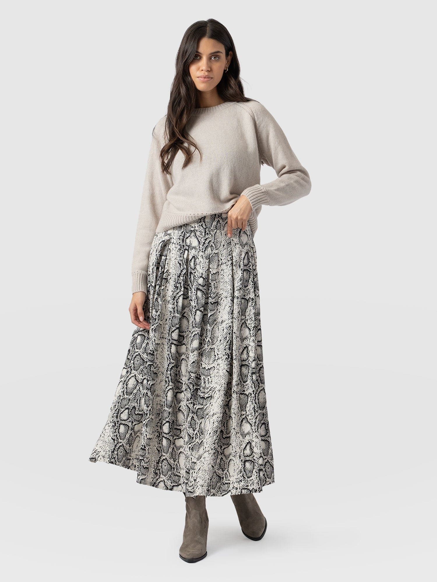 Eliza Pleated Skirt Cream Snake  - Women's Skirts | Saint + Sofia® UK
