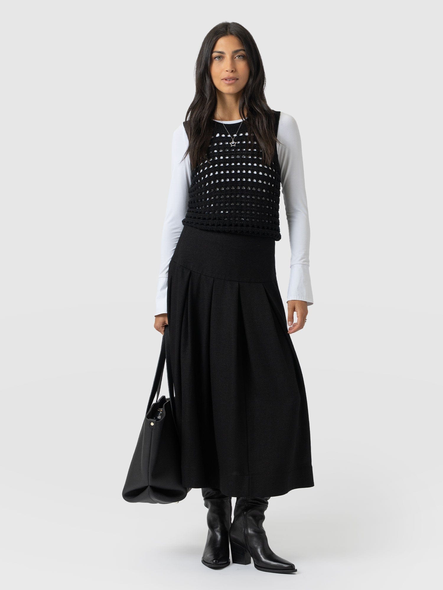 Everly Pleated Skirt - Black - Women's Skirts | Saint + Sofia? UK