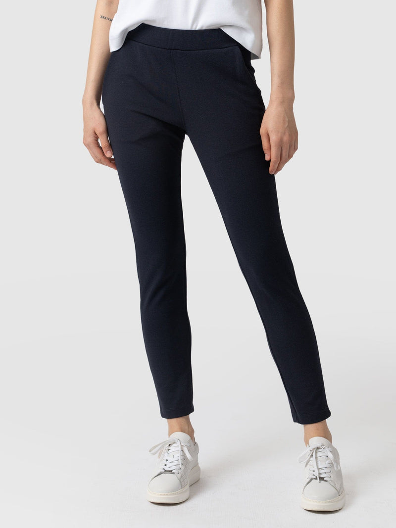 Finsbury Pant - Navy