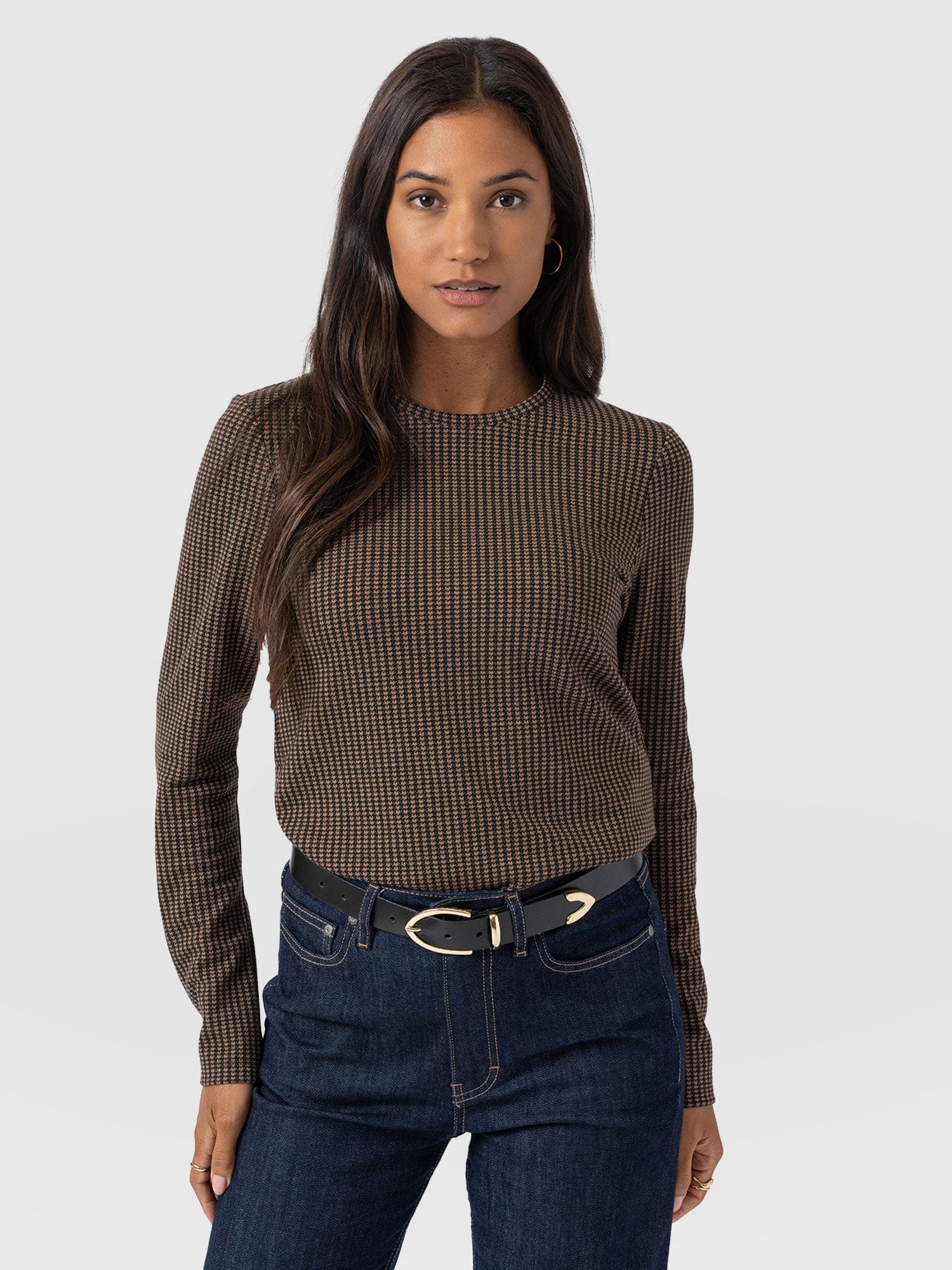 Glen Crew Neck Tee Long Sleeve - Brown Mini Houndstooth - Women's T-shirts | Saint + Sofia® UK