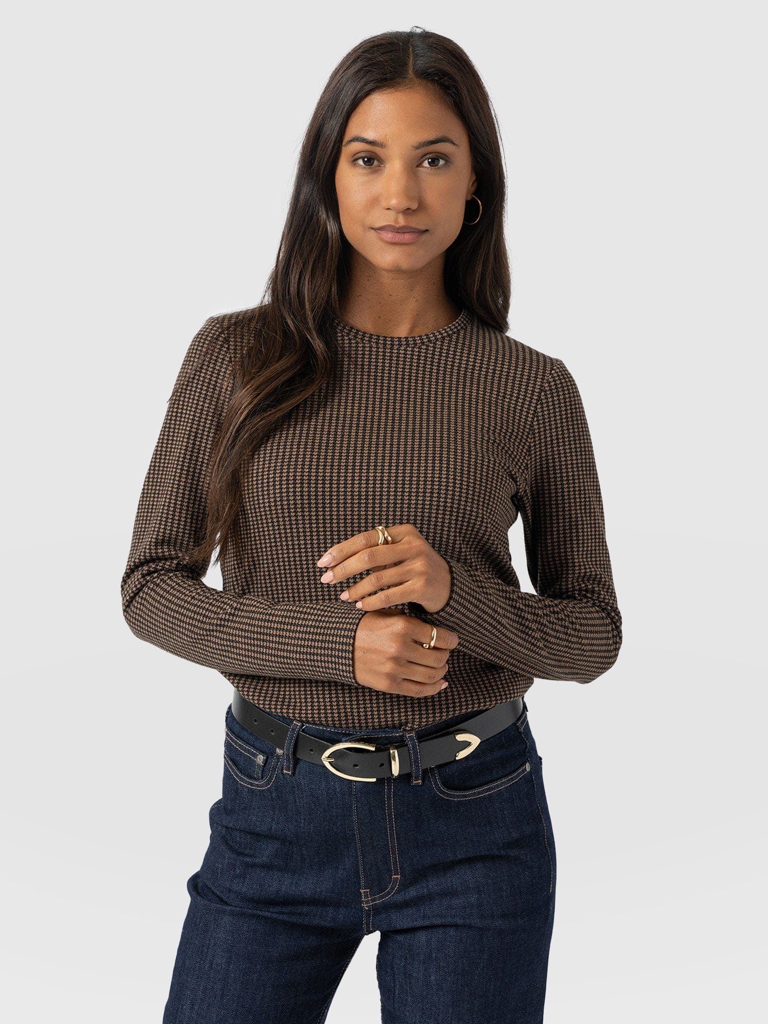 Glen Crew Neck Tee Long Sleeve - Brown Mini Houndstooth - Women's T-shirts | Saint + Sofia® UK