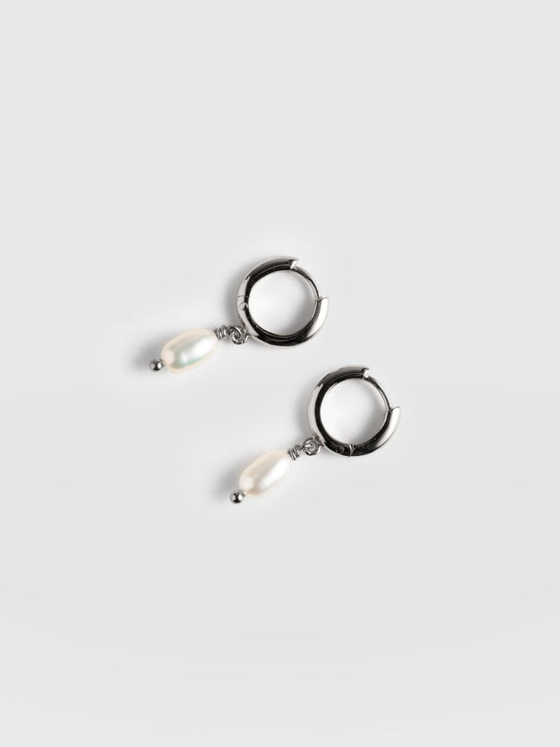 Jacqueline Pearl Huggie Earrings - Silver