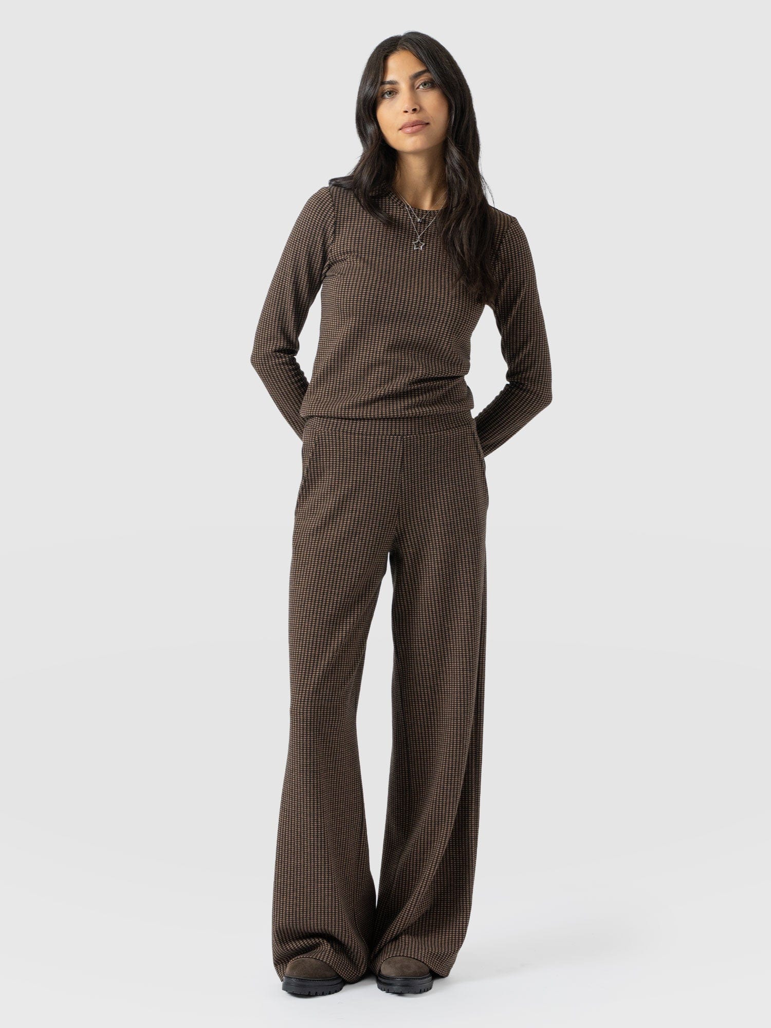 Keller Wide Leg Pant - Brown Mini Houndstooth - Women's Trousers | Saint + Sofia® UK