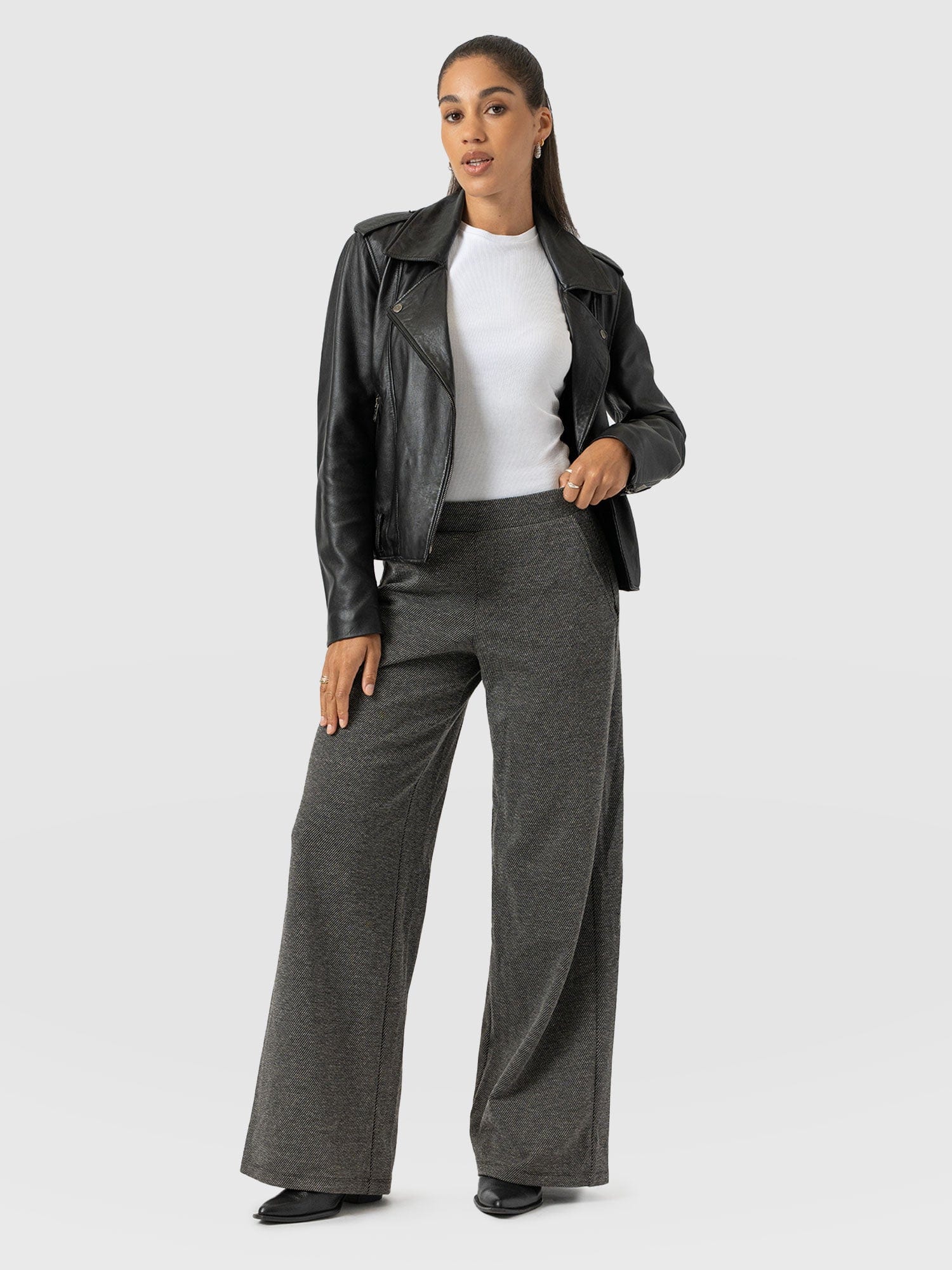 Keller Wide Leg Pant - Grey Twill - Women's Trouserss | Saint + Sofia® UK