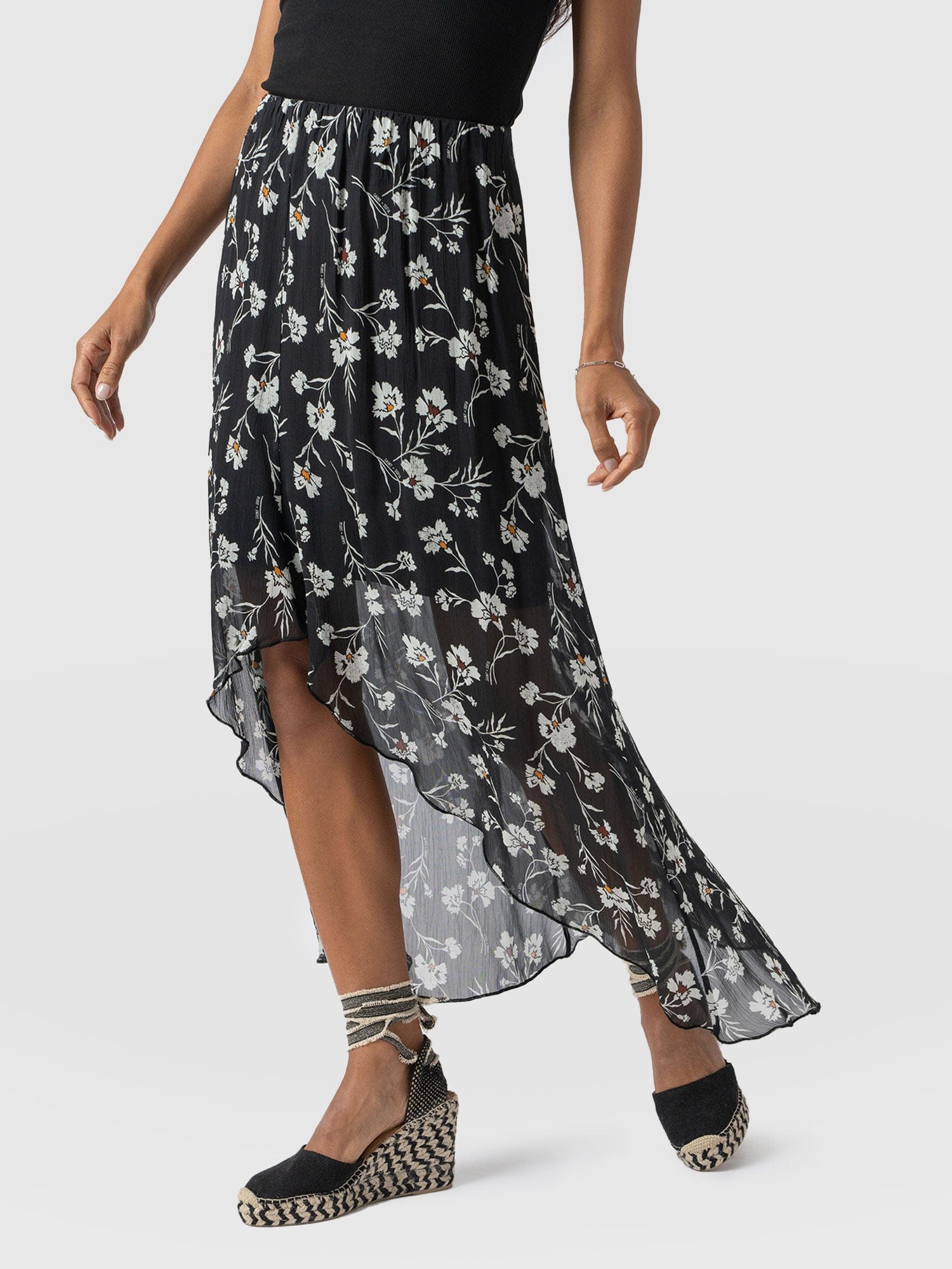Lexi High Low Skirt - Black Spring Floral - Women's Skirts | Saint + Sofia® UK