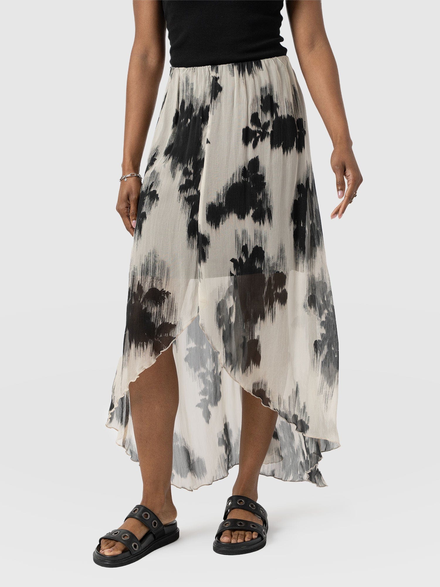 Lexi High Low Skirt - White Fade Floral - Women's Skirts | Saint + Sofia® UK