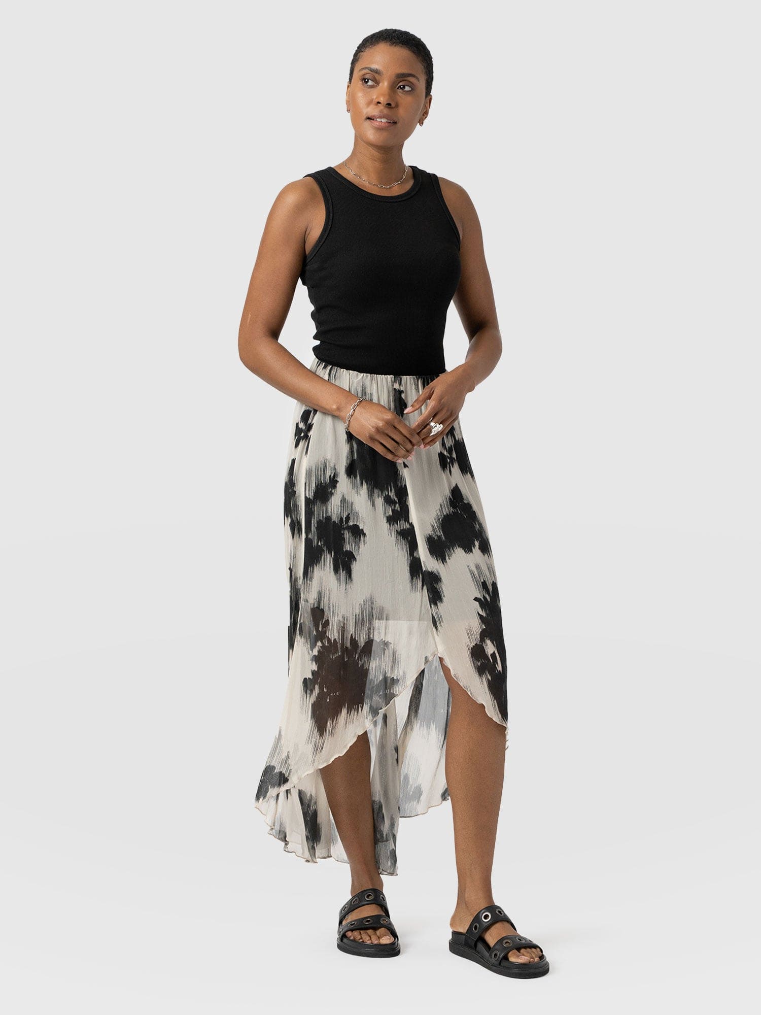 Lexi High Low Skirt - White Fade Floral - Women's Skirts | Saint + Sofia® UK