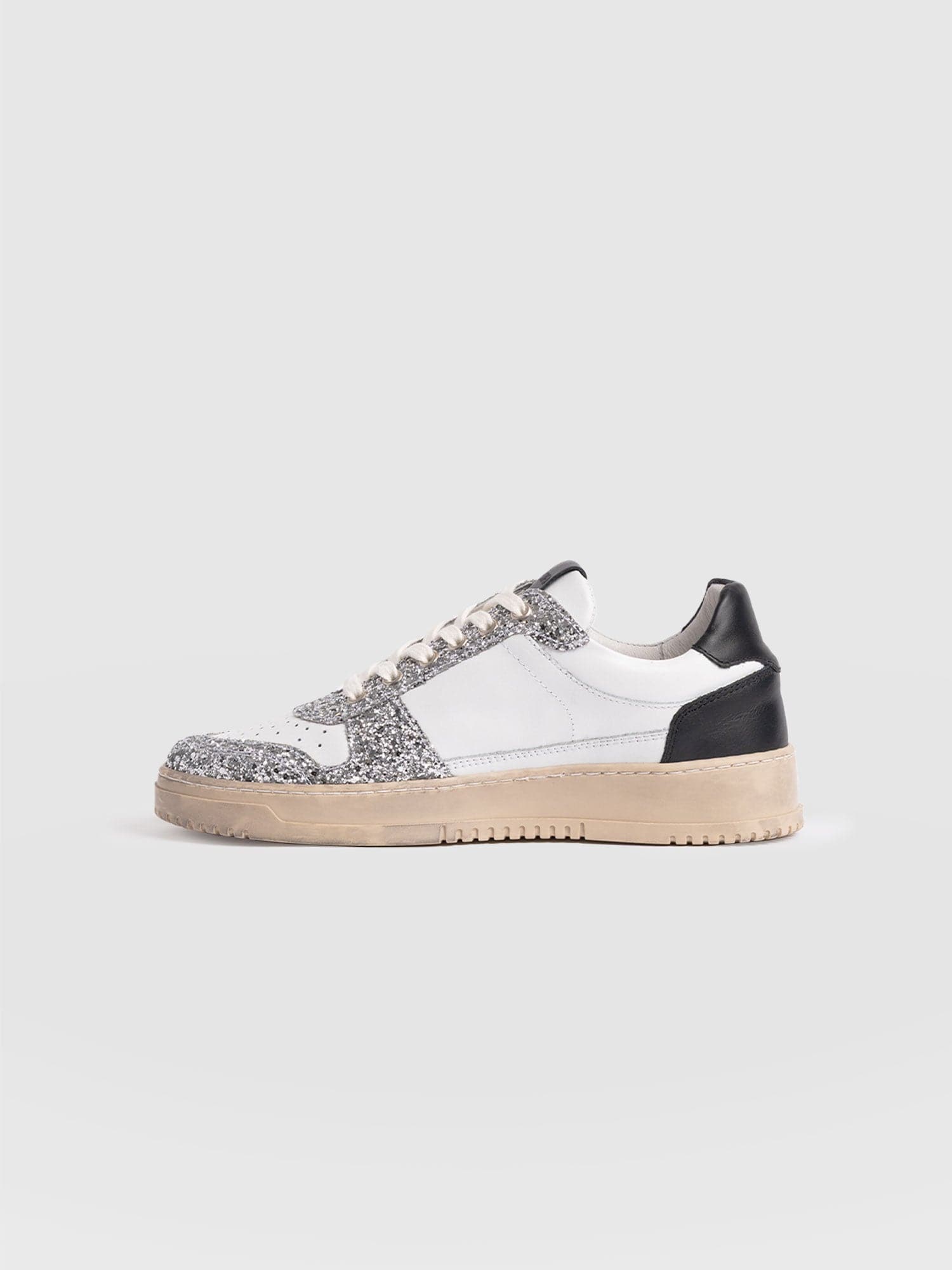 Onyx Trainer - White/Black - Women's Shoes | Saint + Sofia? UK