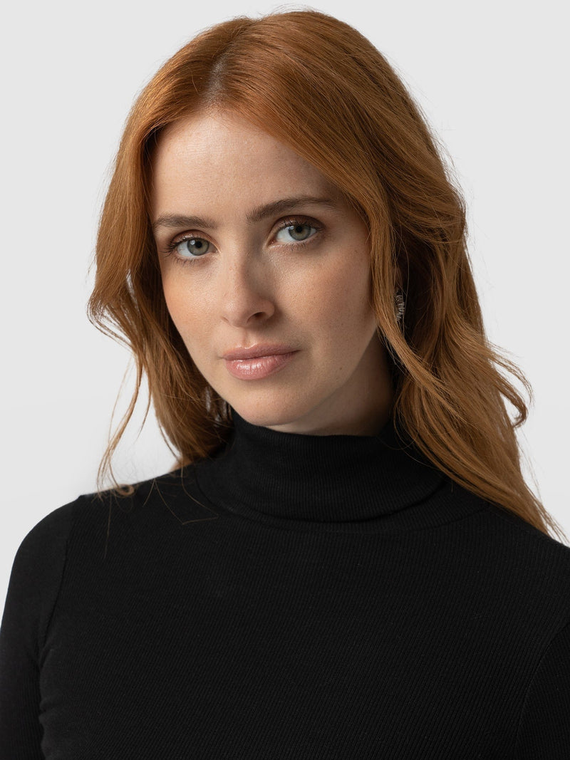 Pocket Roll Neck - Black