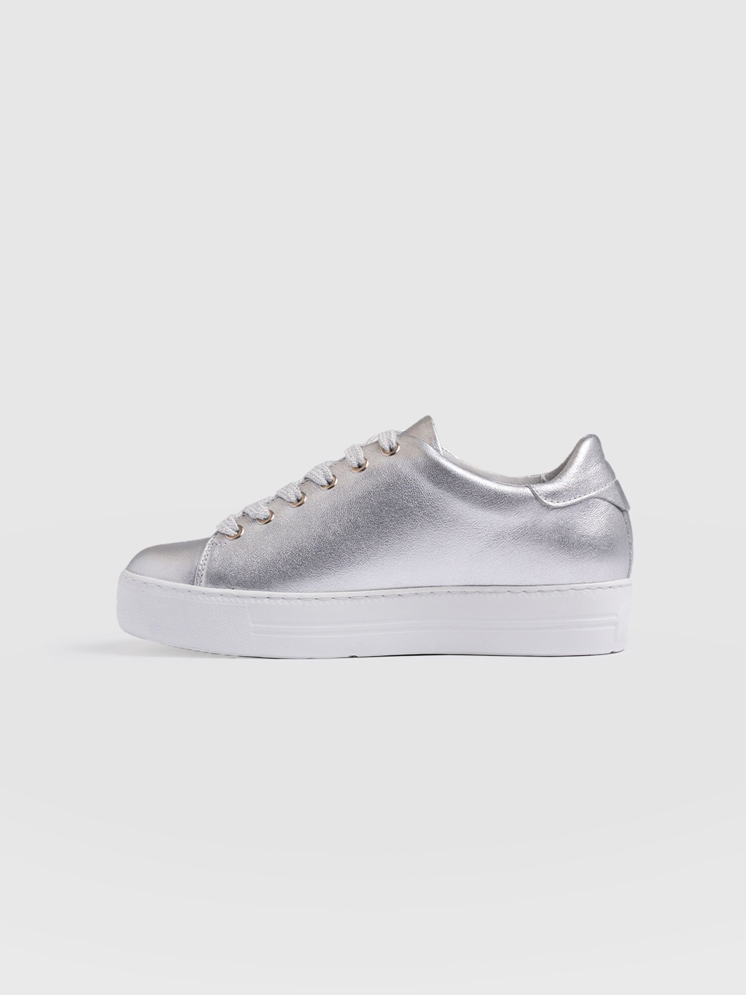 Portland Trainer Silver - Women's Trainers | Saint + Sofia® UK