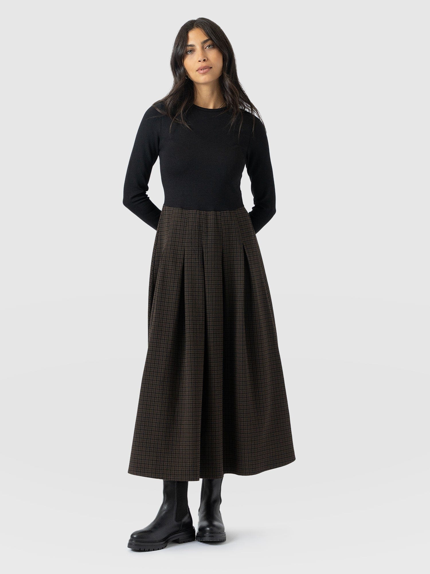 Renee Contrast Long Sleeve Dress - Brown Check - Women's Dresses | Saint + Sofia® UK