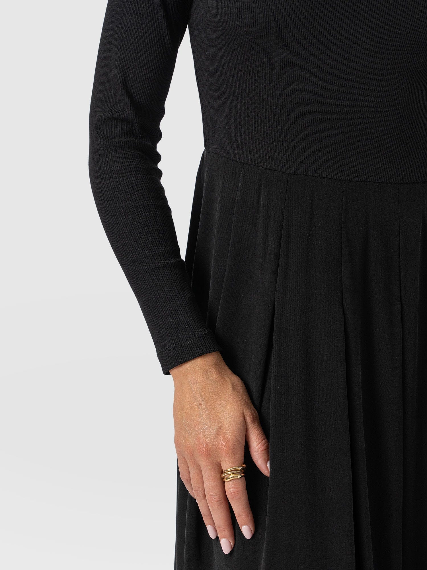 Renee Contrast Long Sleeve Dress - Black - Women's Dresses | Saint + Sofia® UK