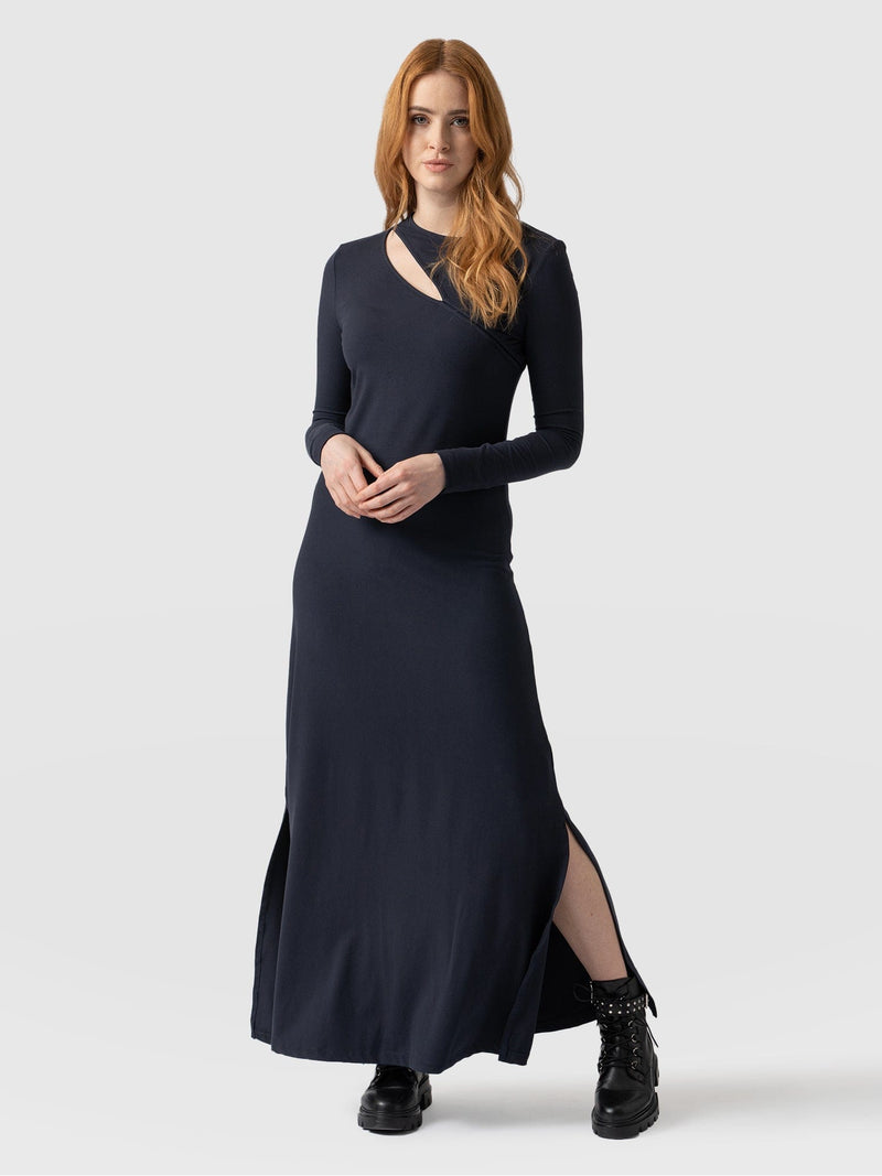 Reveal Viscose Runway Dress - Navy