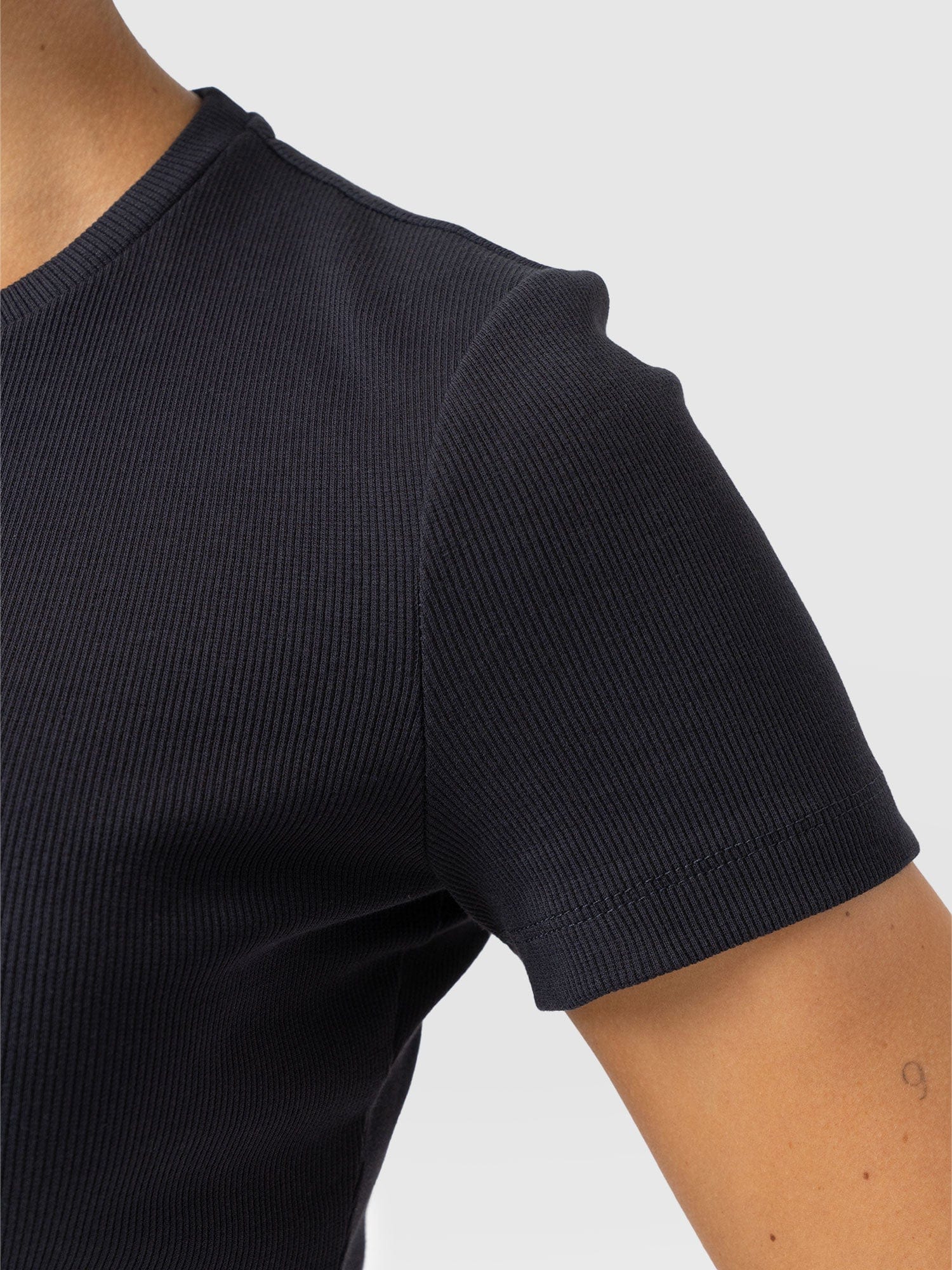 Ribbed Short Sleeve Tee - Navy - Women's T-shirts | Saint + Sofia? UK