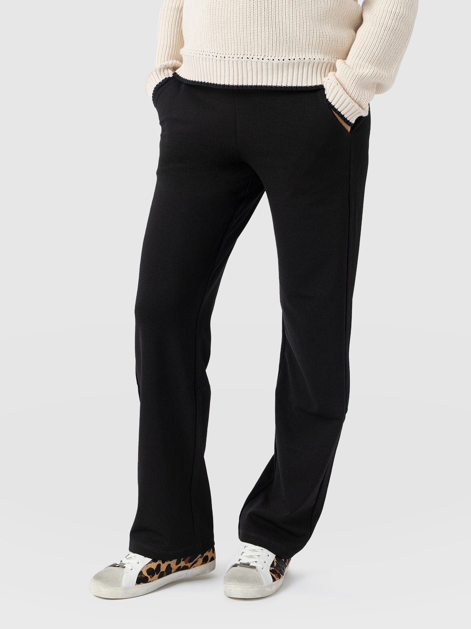 Runway Pant Black - Women's Trousers | Saint + Sofia® UK