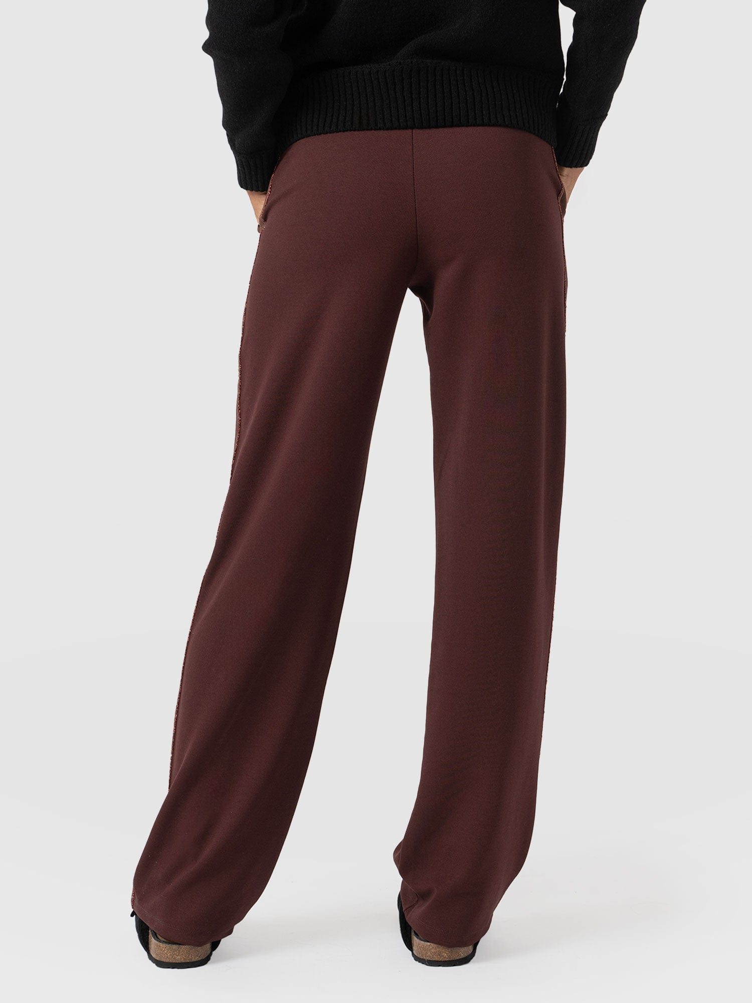 Runway Pant Bottle Maroon with Bronze Stripe - Women's Trousers | Saint + Sofia® UK