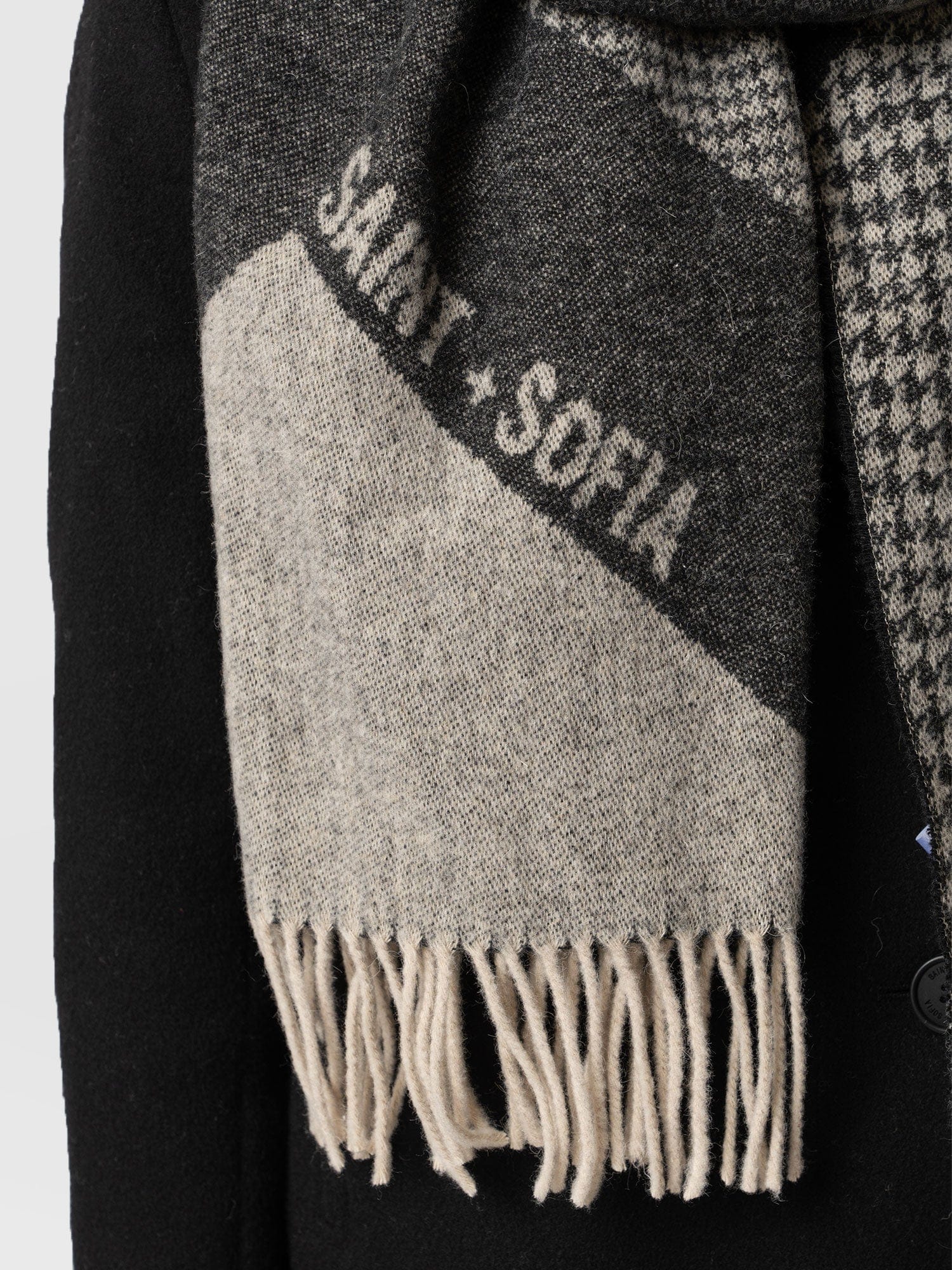 Saint + Sofia Scarf Black/Grey - Women's Scarves | Saint + Sofia® UK
