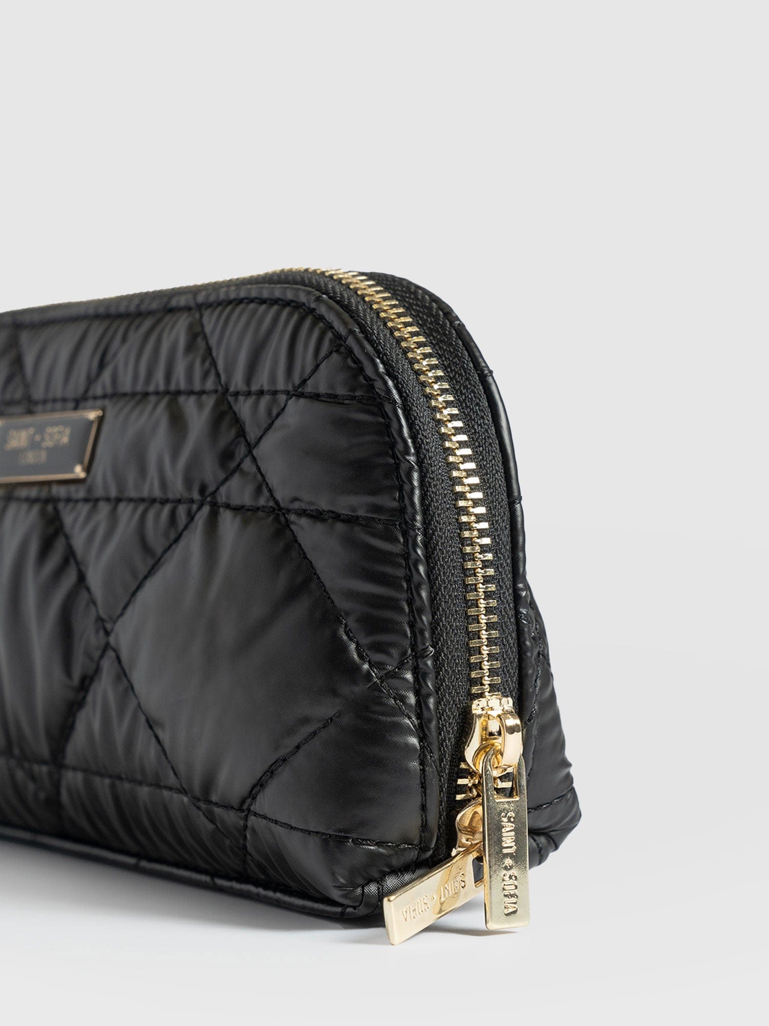 Small Cosmetic Bag Black - Women's Travel Accessories | Saint + Sofia® UK