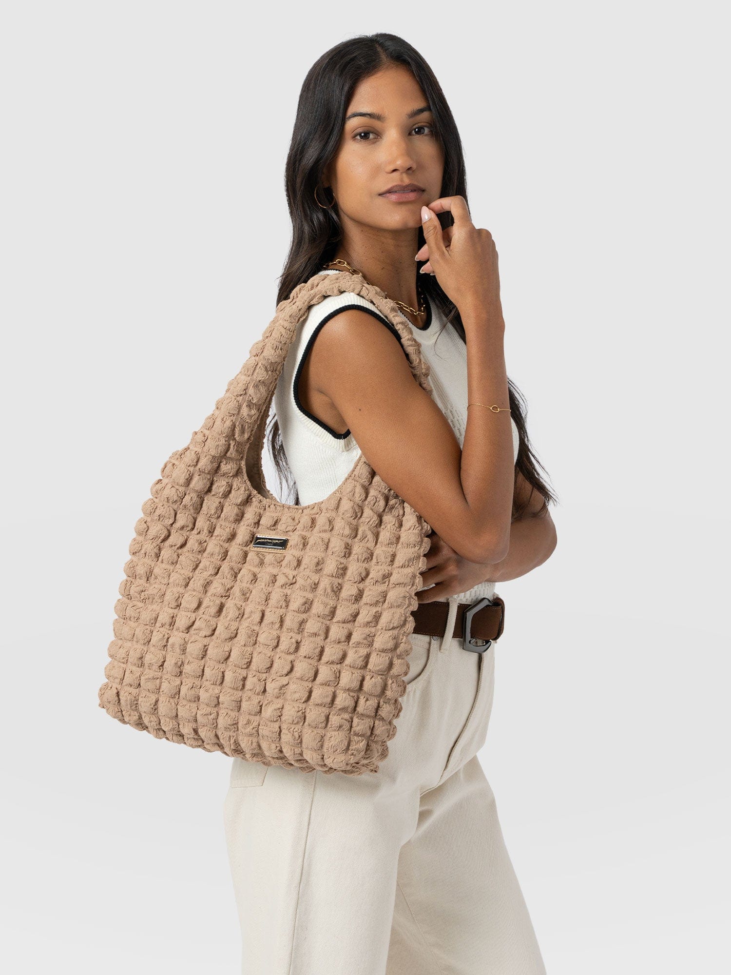 Soho Shoulder Tote Bag Beige - Women's Bags | Saint + Sofia® UK