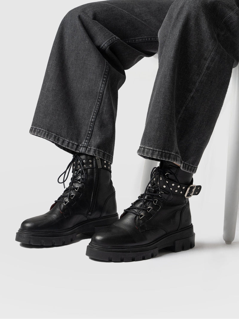 Southbank Studded Boot - Black