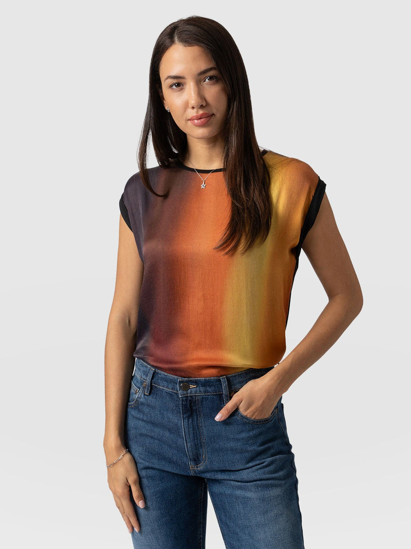 Turn Up Contrast Tee - Amber Gradient