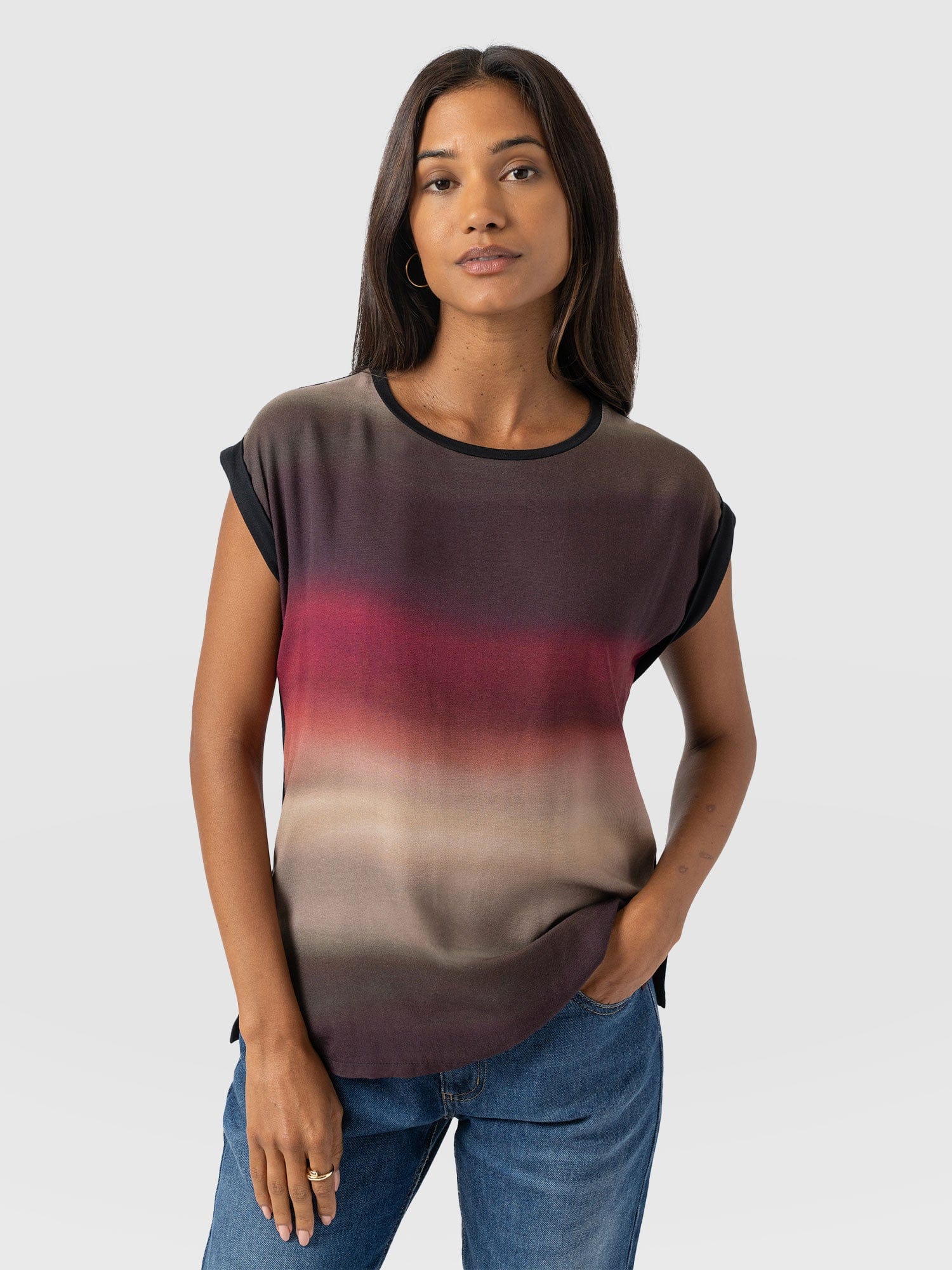 Turn Up Contrast Tee - Purple Gradient - Women's T-shirts | Saint + Sofia® UK