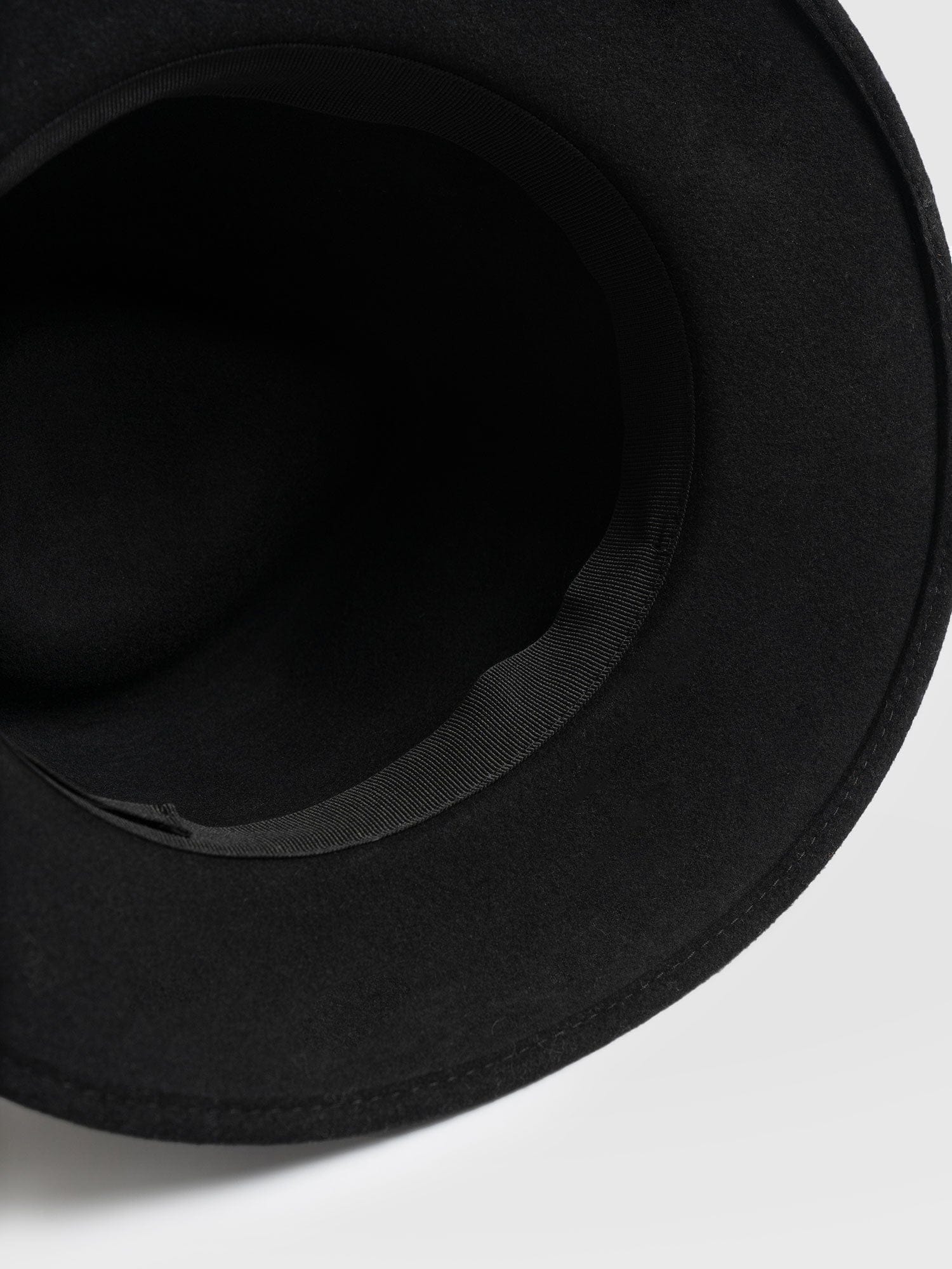 Ramona Studded Hat Black - Women's Hats | Saint + Sofia® UK