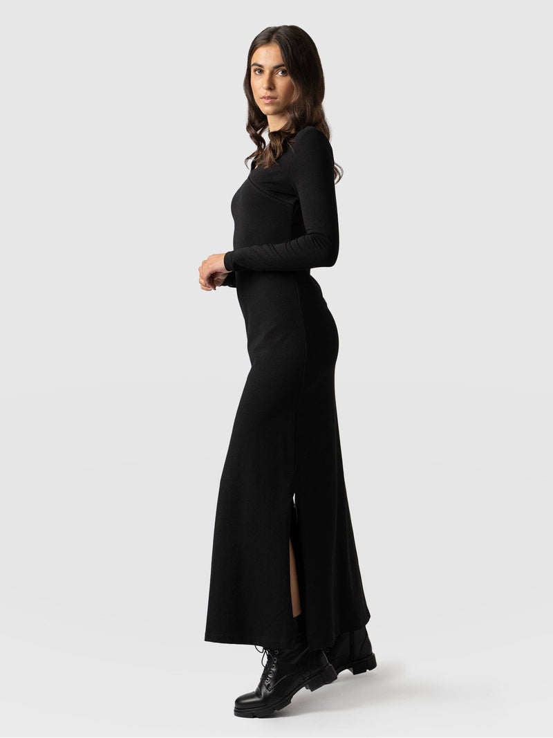 Reveal Runway Dress - Black