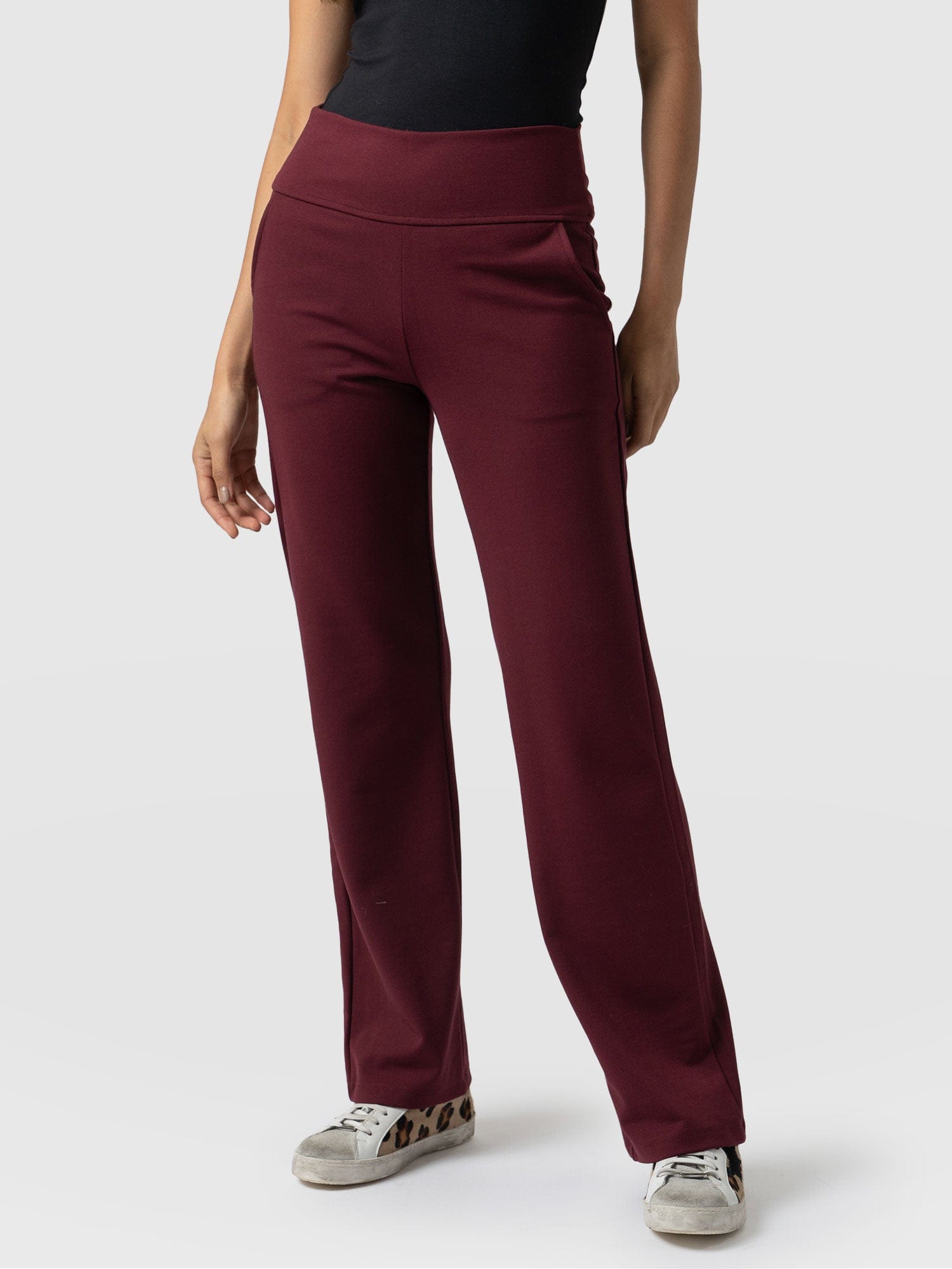Runway Pant Burgundy - Women's Trousers | Saint + Sofia® UK